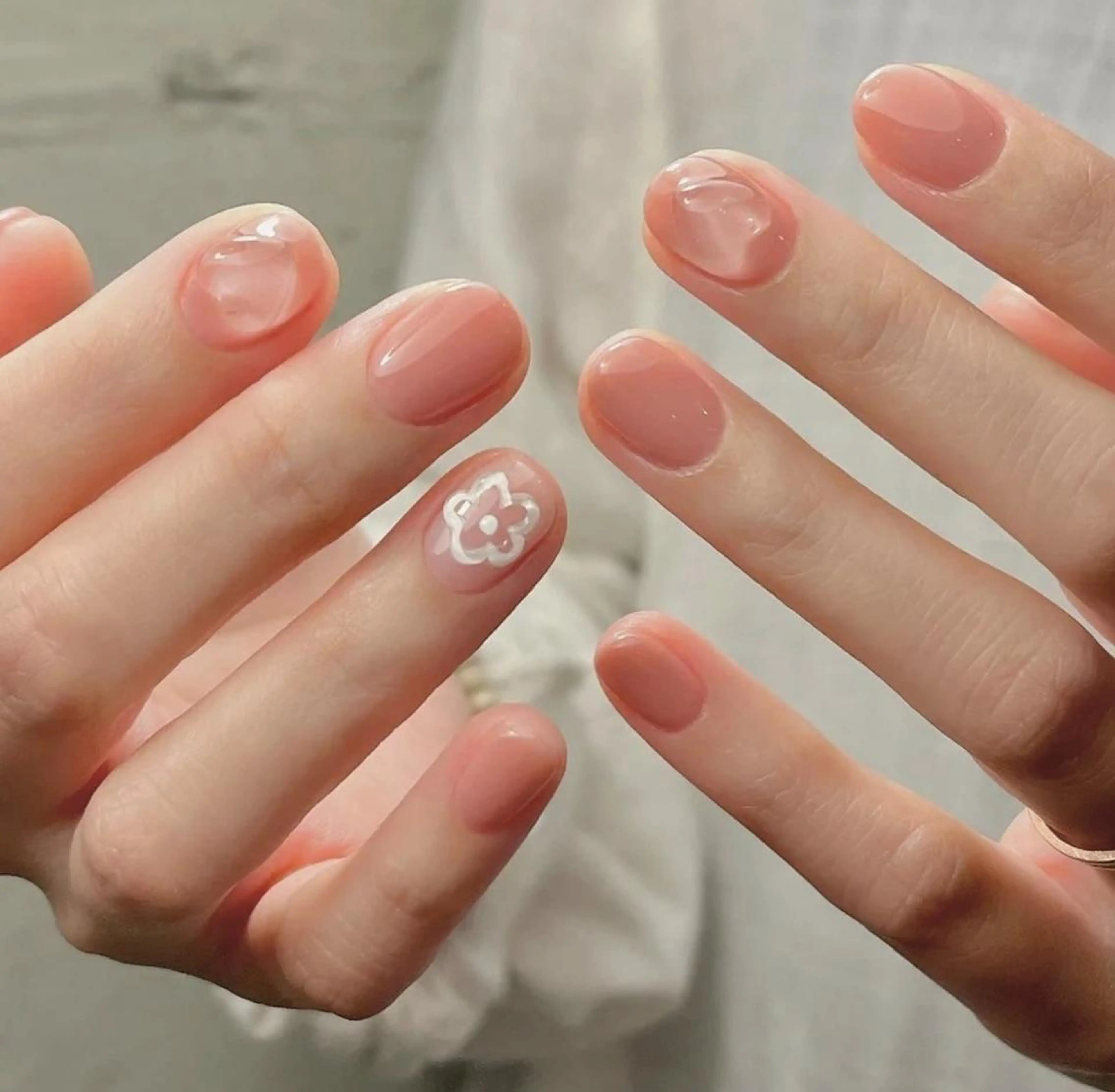 ネイル シンプルネイル Queens ciciのネイルデザイン