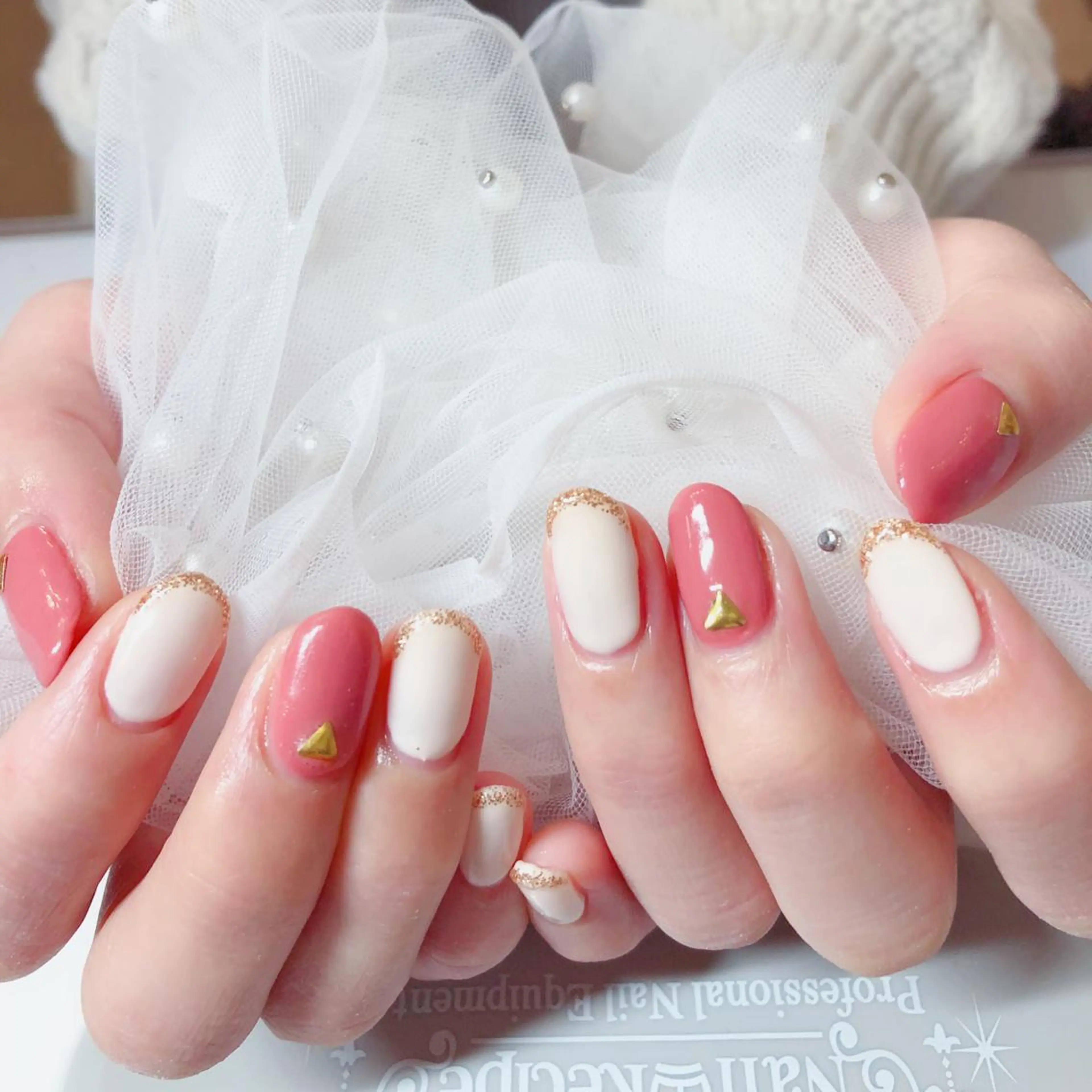 ネイル ハンドネイル マジック ミラーのネイルデザイン