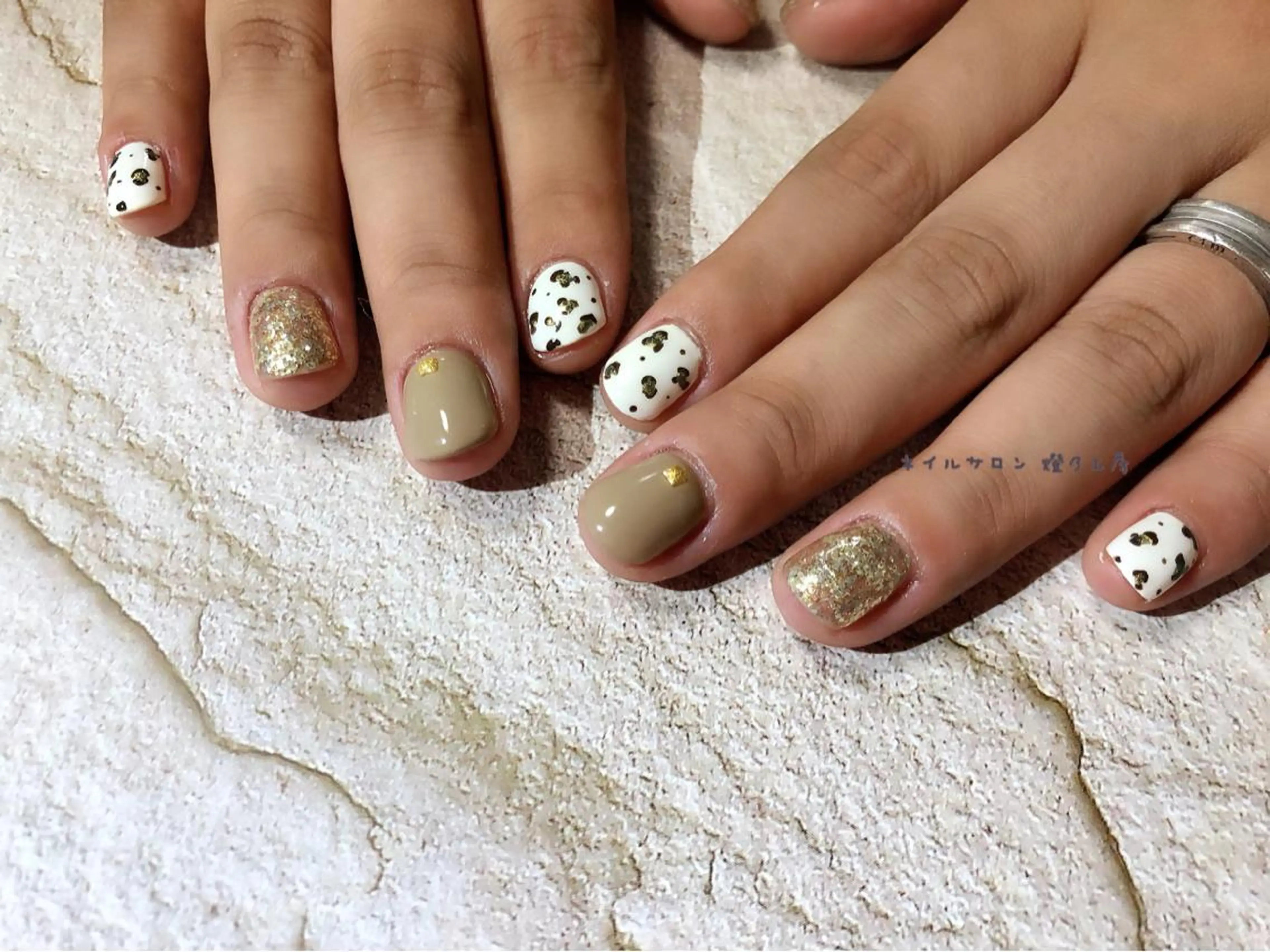 ネイル 伊藤 美里のネイルデザイン