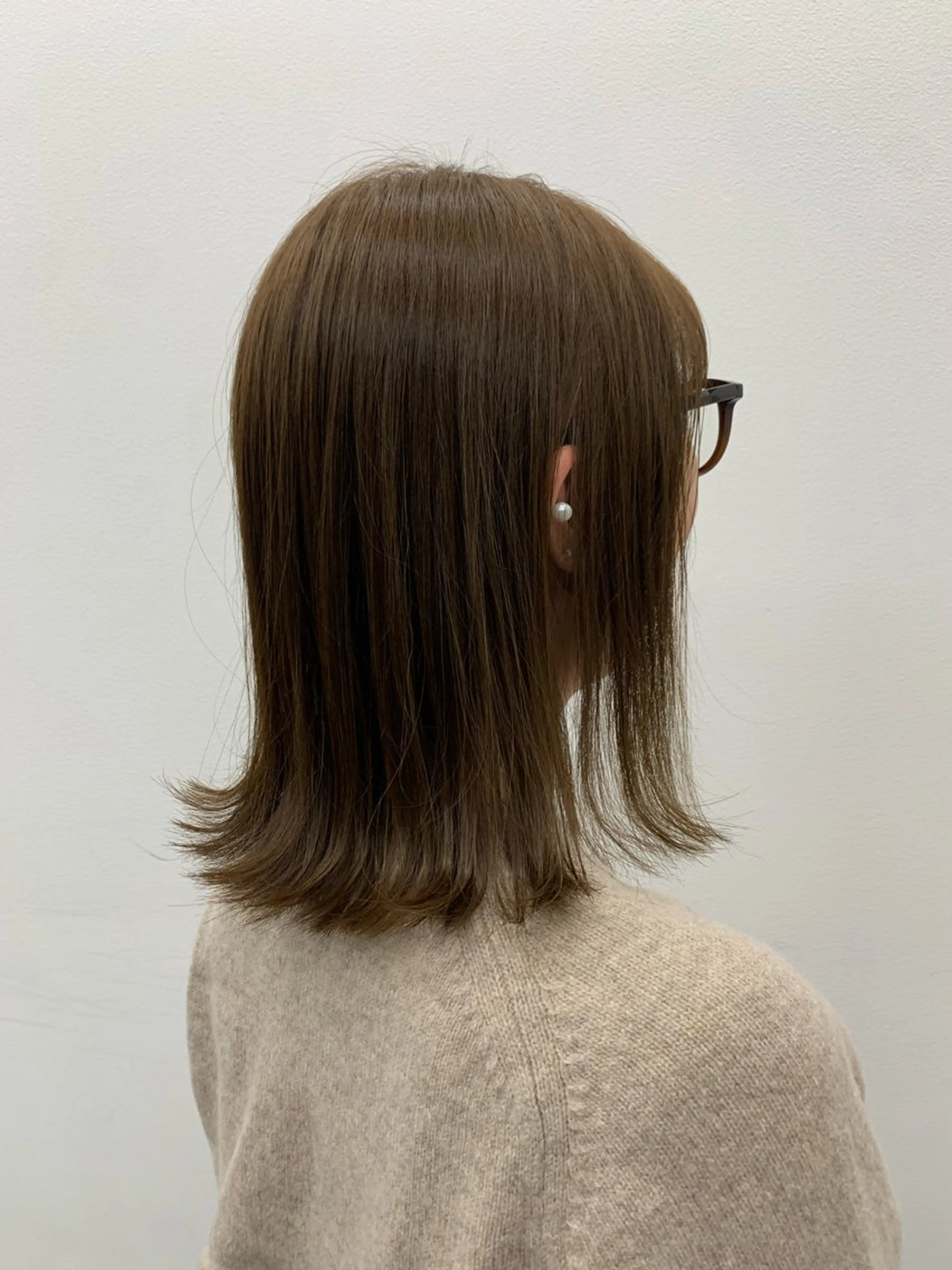 カラー ハイトーン /愛子のヘアスタイル