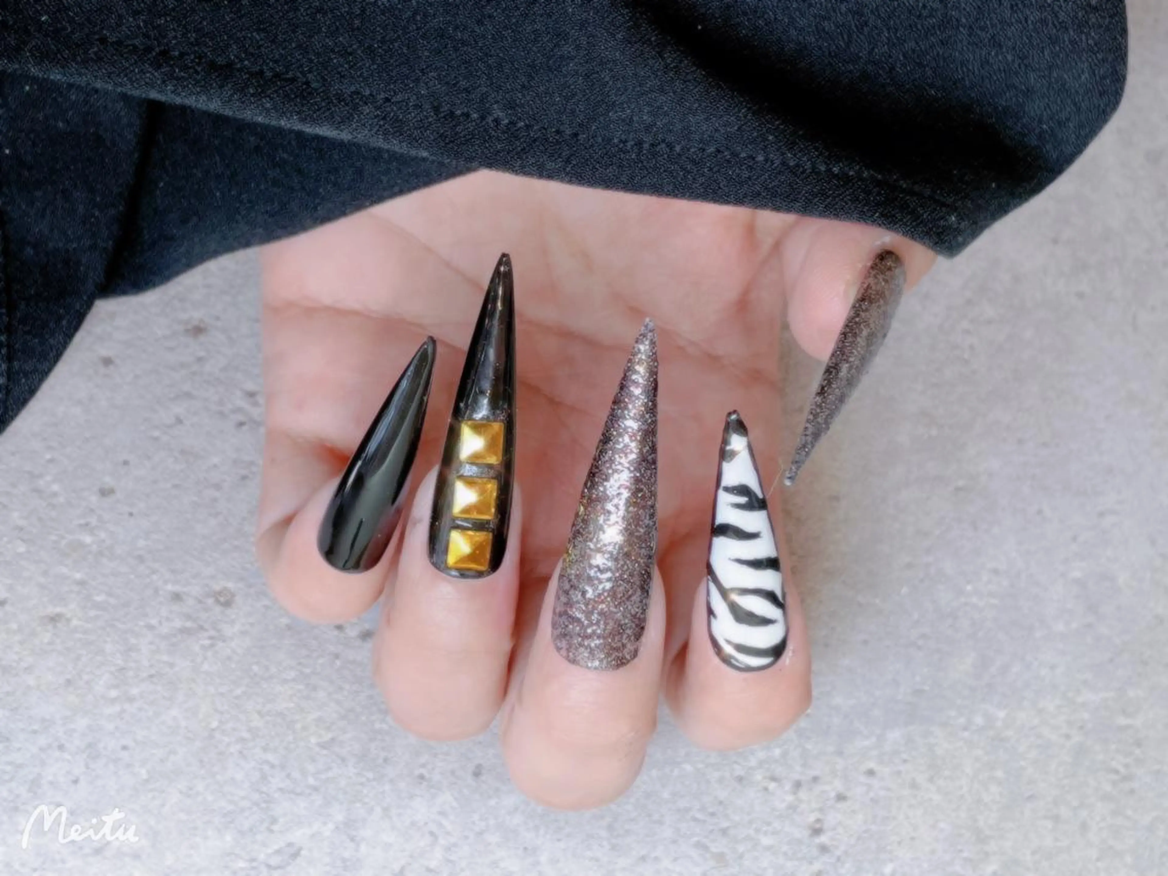 ネイル アートネイル SINCERELY シンシアリー🌈のネイルデザイン