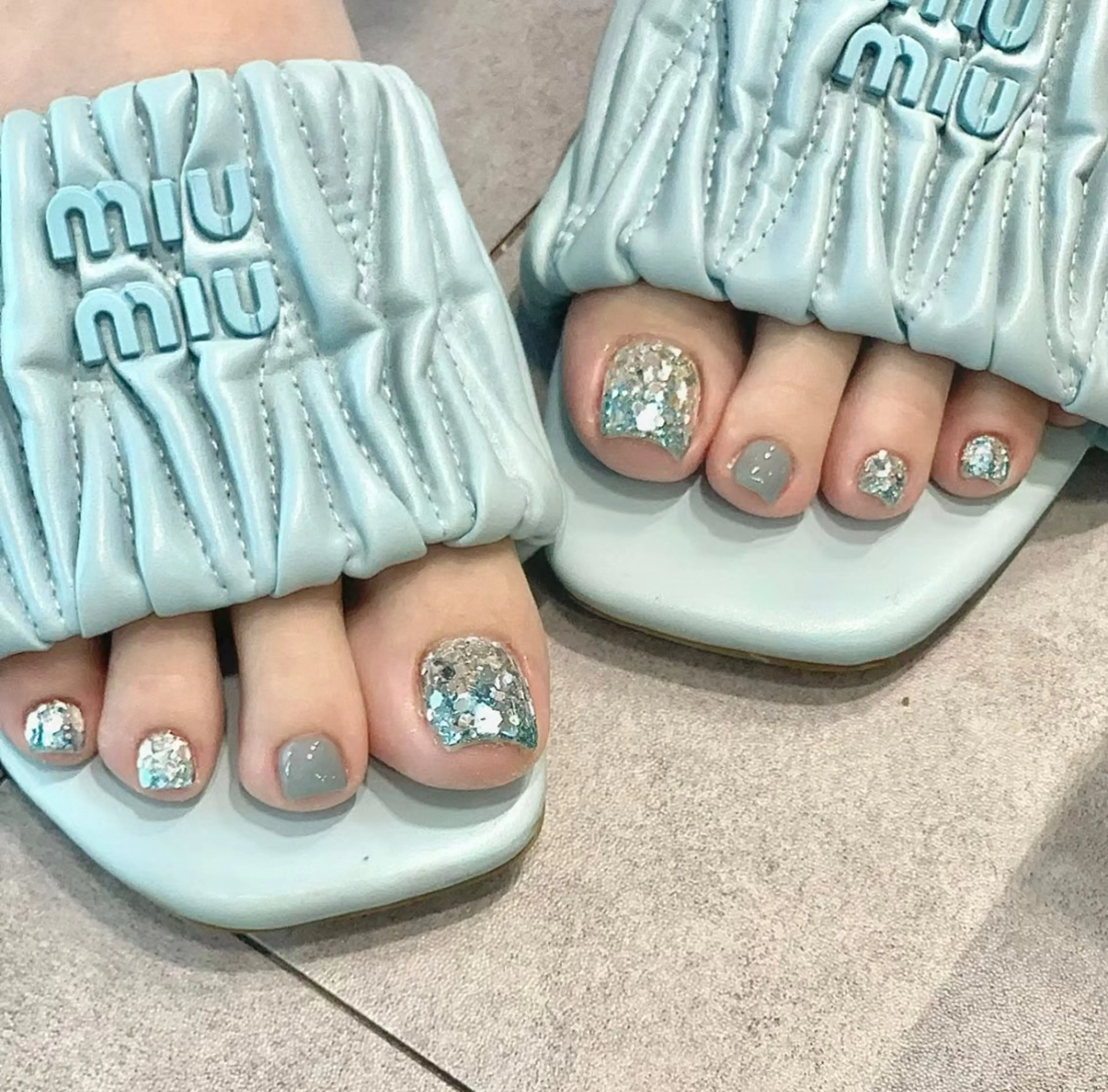 ネイル ishiro 🍂のネイルデザイン