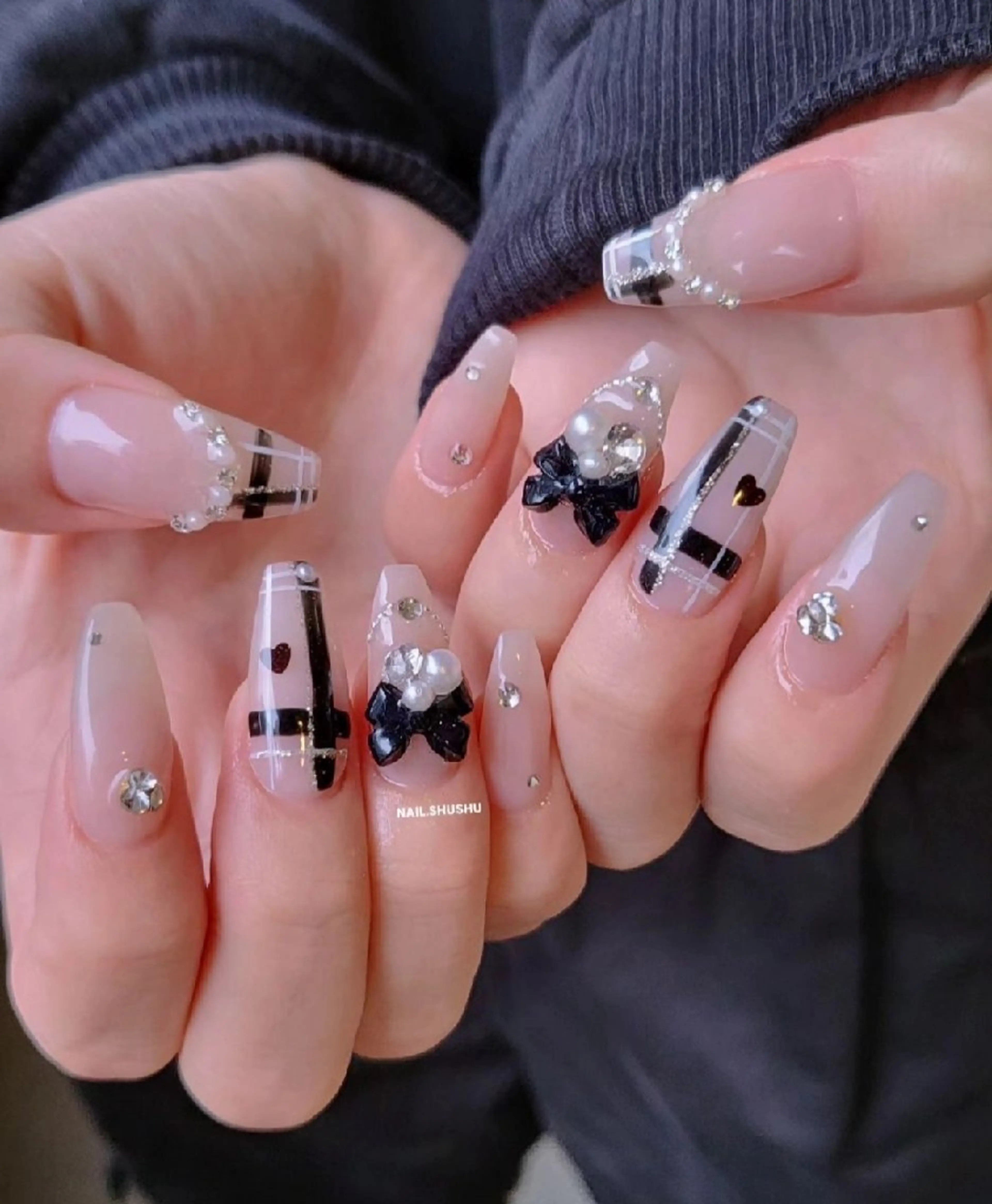 ネイル 3dパーツ/流行り 👧shushu❤️のネイルデザイン