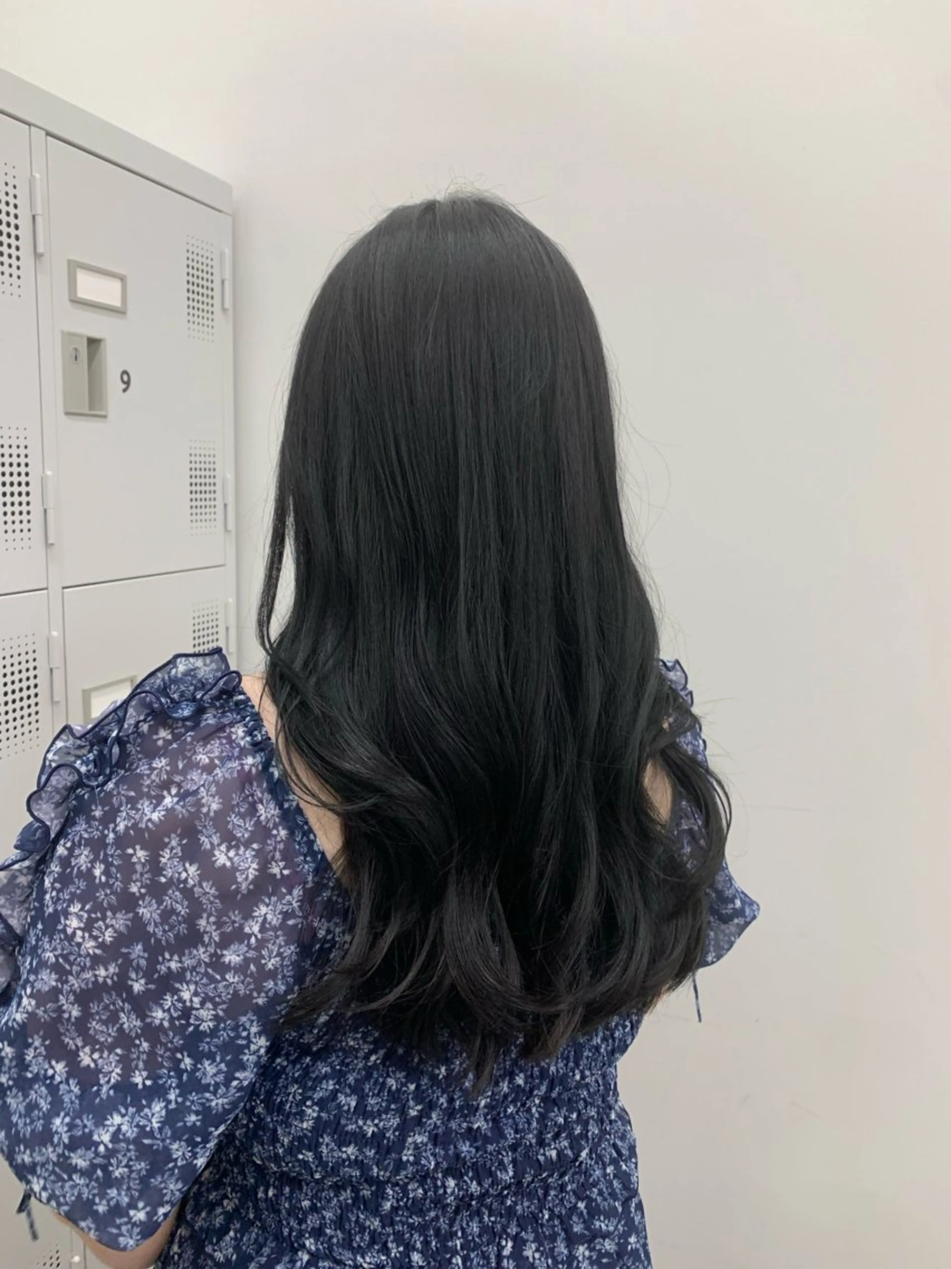 セミロング カラー 黒髪 ヘアカラー ヘッドスパ 本格ヘッドスパ🌿 ×ヘア　佐藤のヘアスタイル