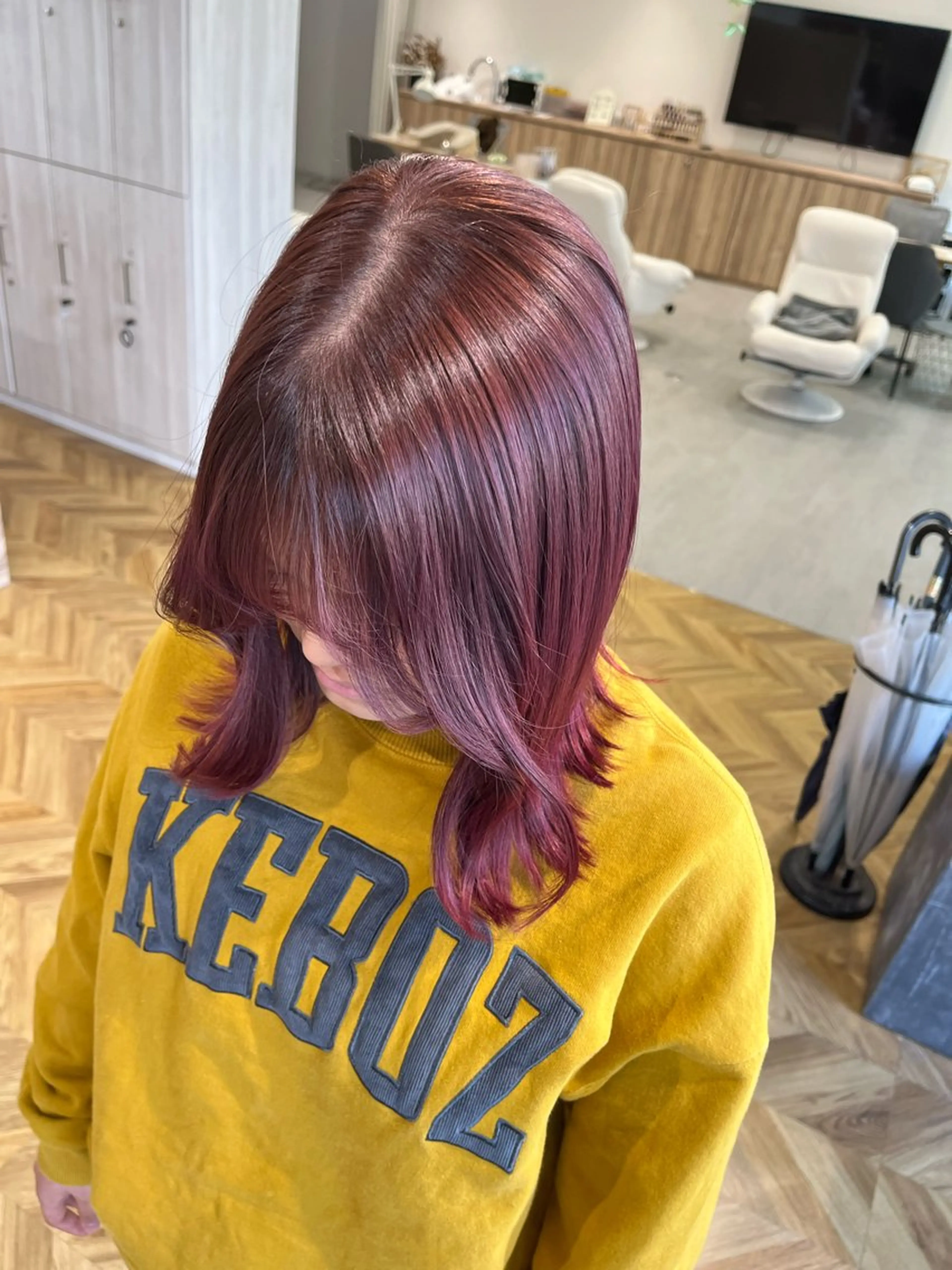 ミディアム 髙橋 美妃のヘアスタイル