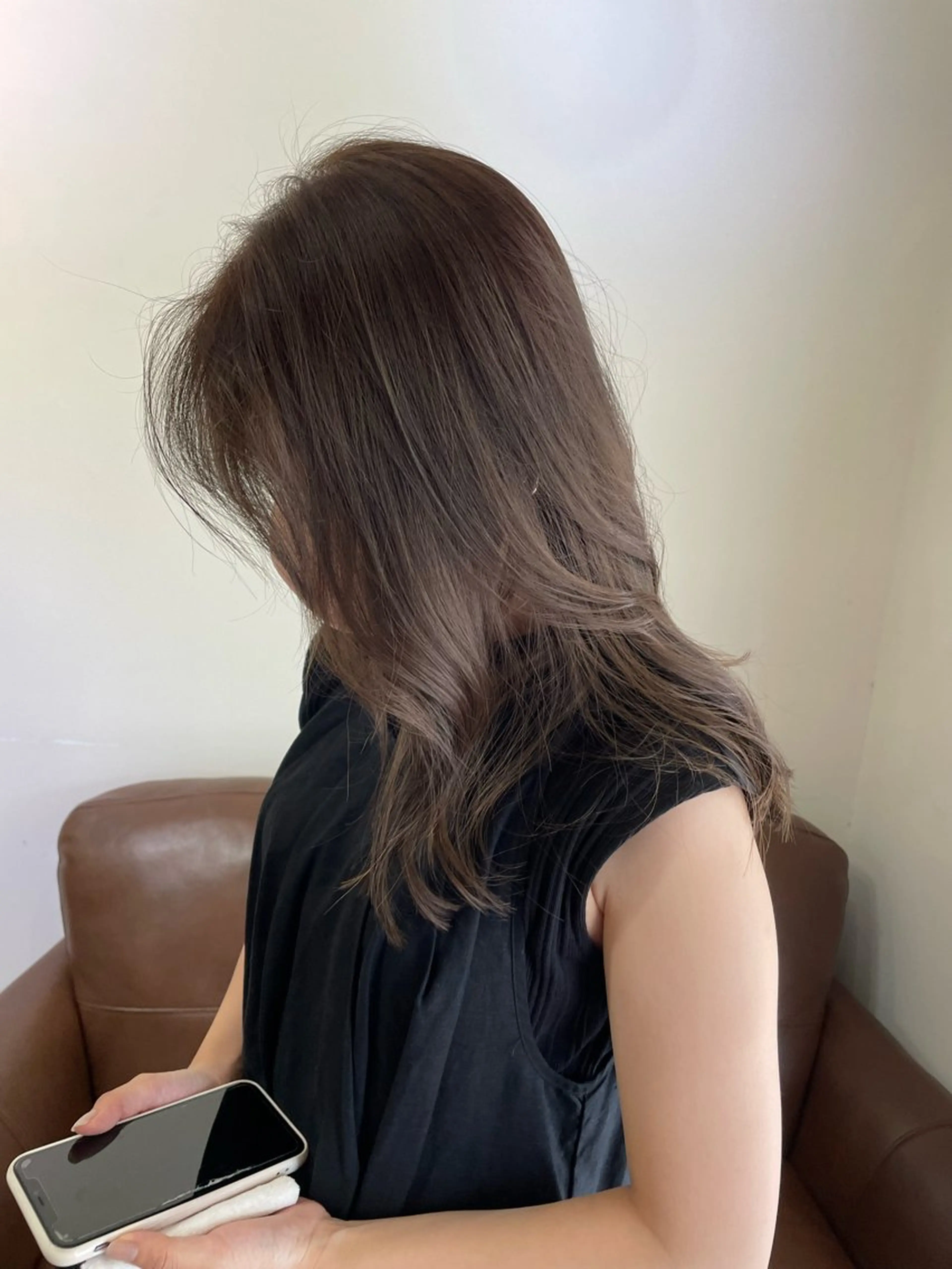 セミロング カラー ベージュカラー 透明感カラー メンズパーマ✨️村越 雄斗のヘアスタイル