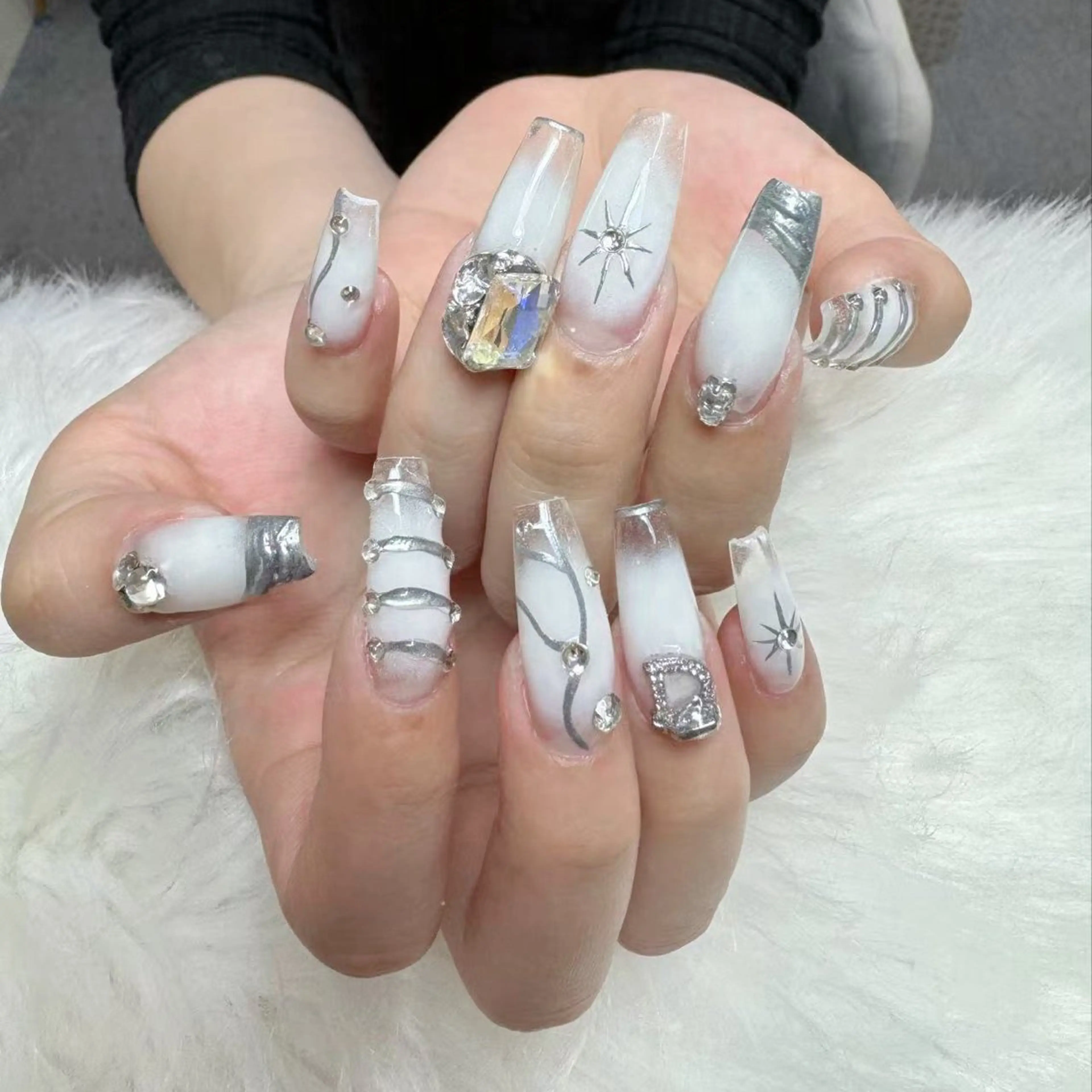 ネイル ハンドネイル 🎀nana🫧 ワンホンネイル🎀のネイルデザイン