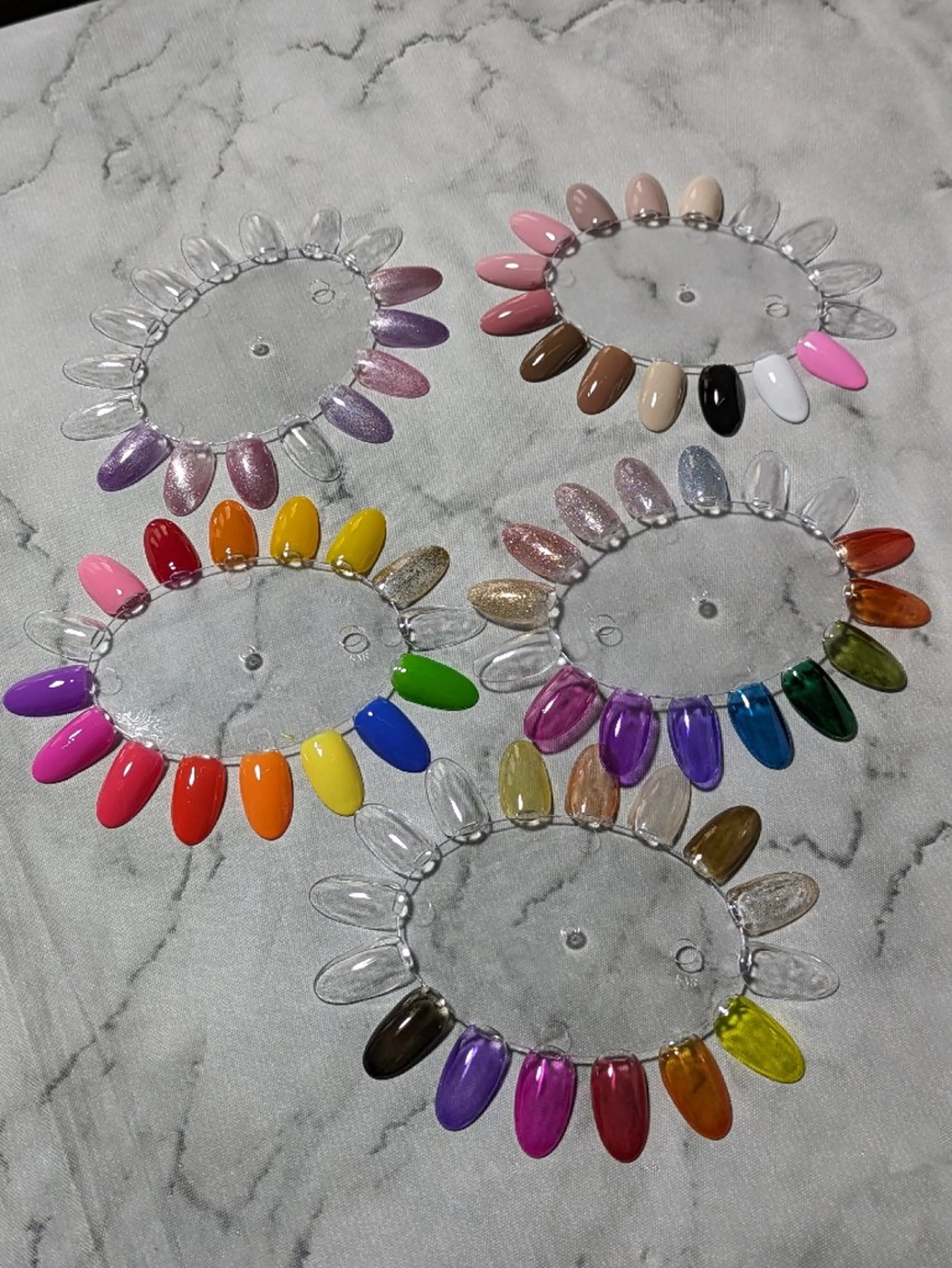 ネイル  SOLEIL 小玉の眉毛・アイブロウイメージ