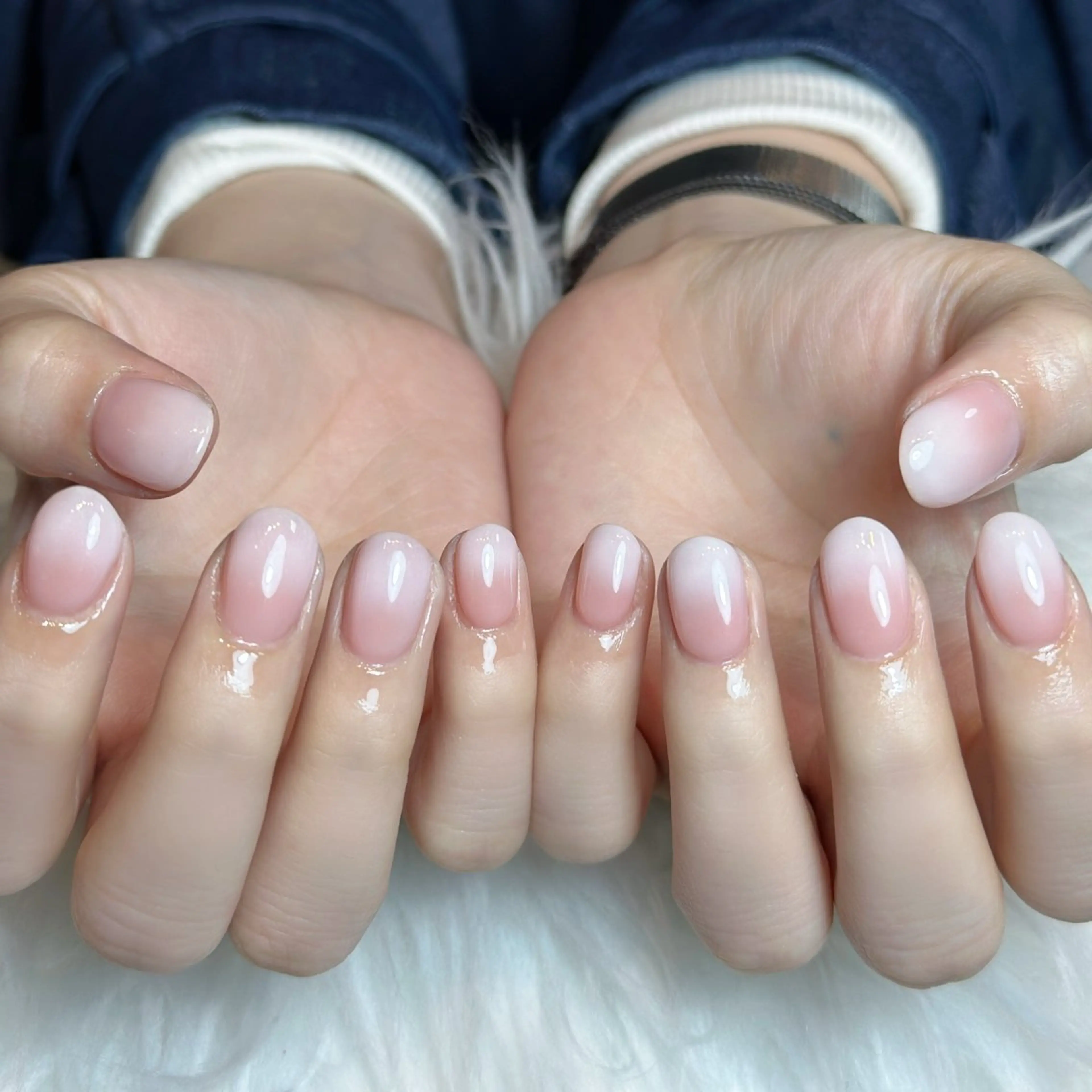 ネイル オーロラネイル ボルドー ブラウン 氷ネイル・うるうるネイル キラキラネイル ハンドネイル Julli NailStudioのネイルデザイン