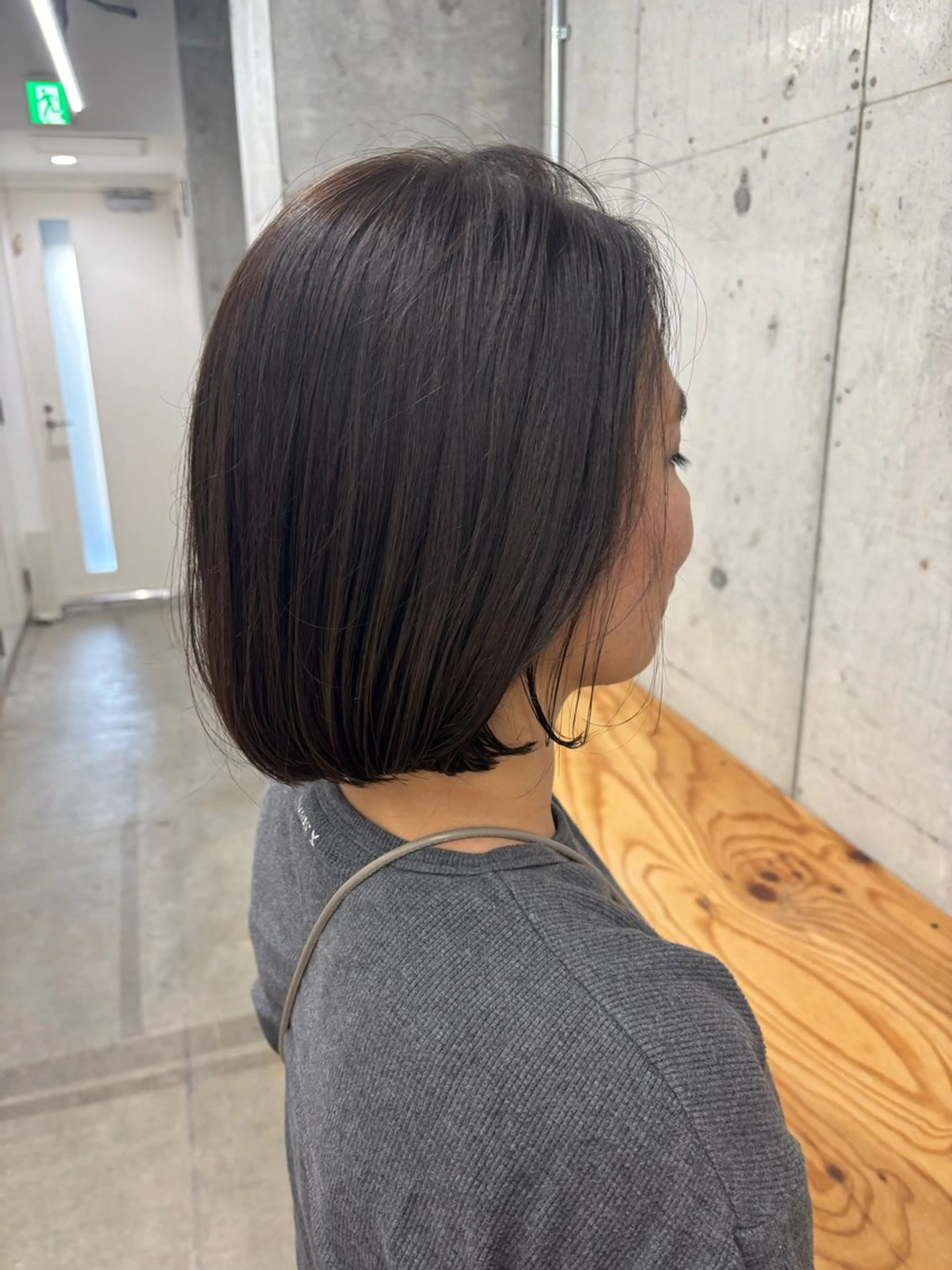 ショート カラー ベージュカラー オリーブベージュ ボブ カット ヘアカラー ✨透明感艶カラー ✨💍Yuri💍のヘアスタイル