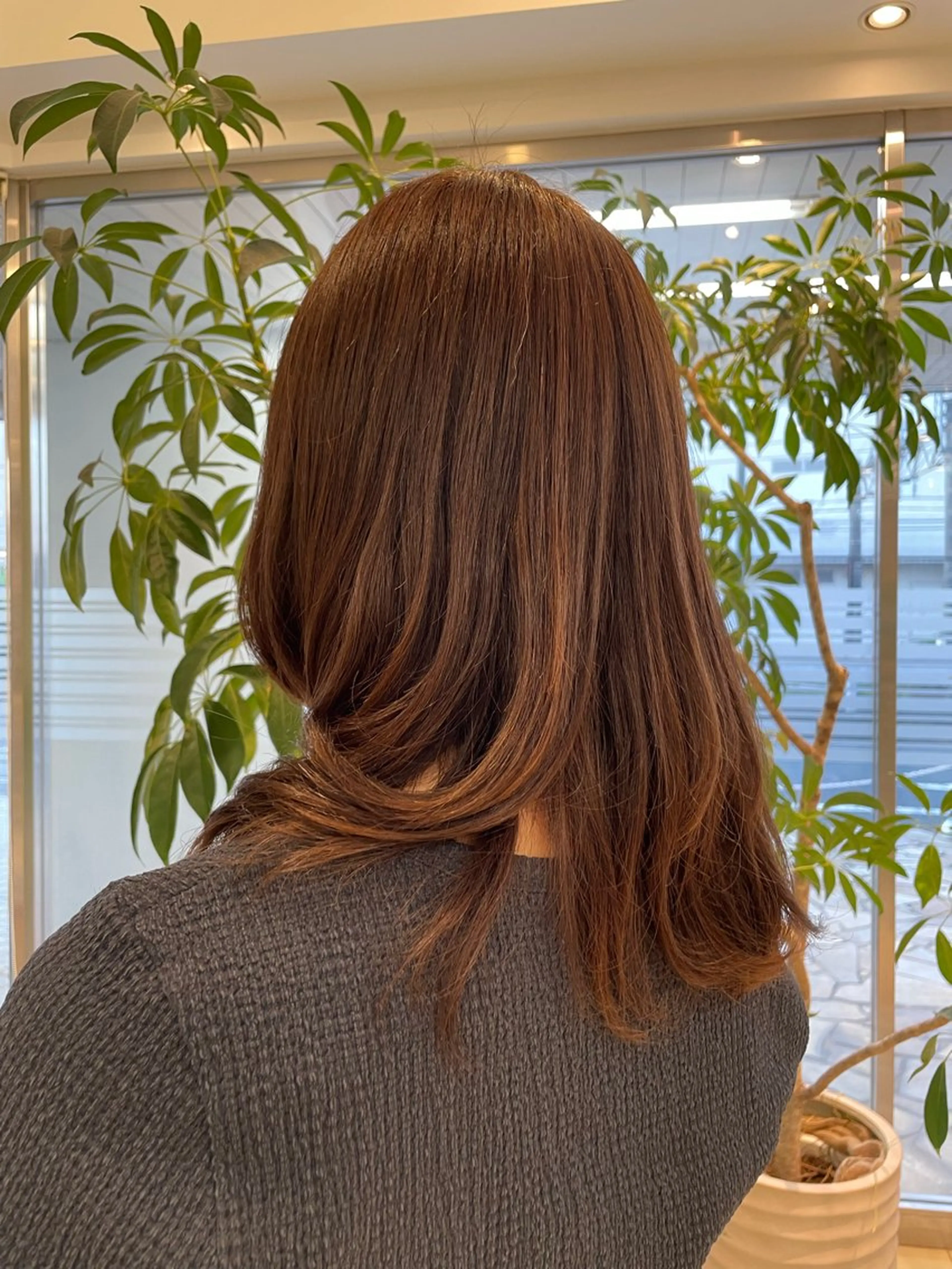 セミロング カラー ブラウンカラー 派手髪♡モデル募集 鈴木沙彩のヘアスタイル