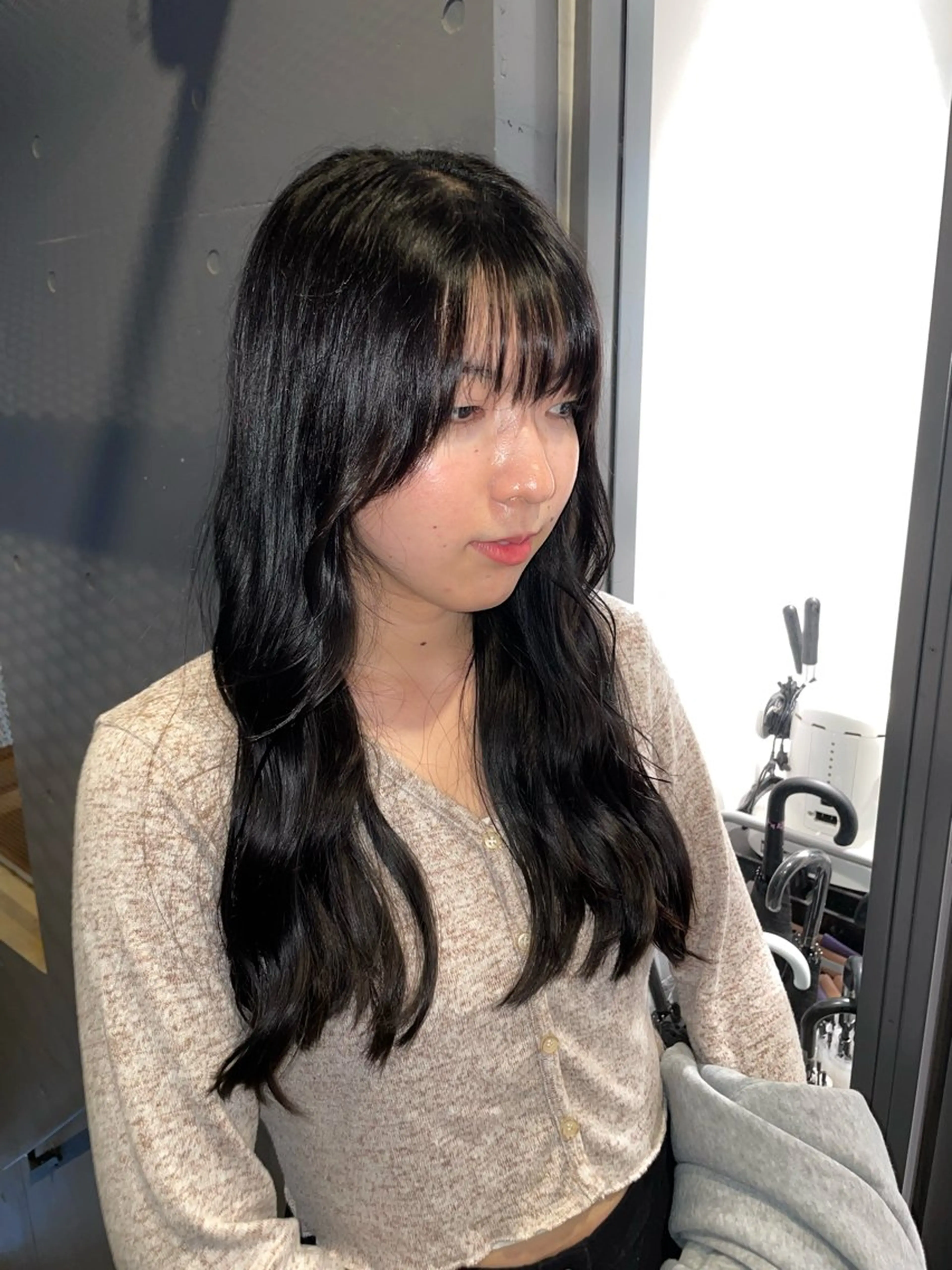 ロング オオダテ　シノミ ヘッドキュアのヘアスタイル