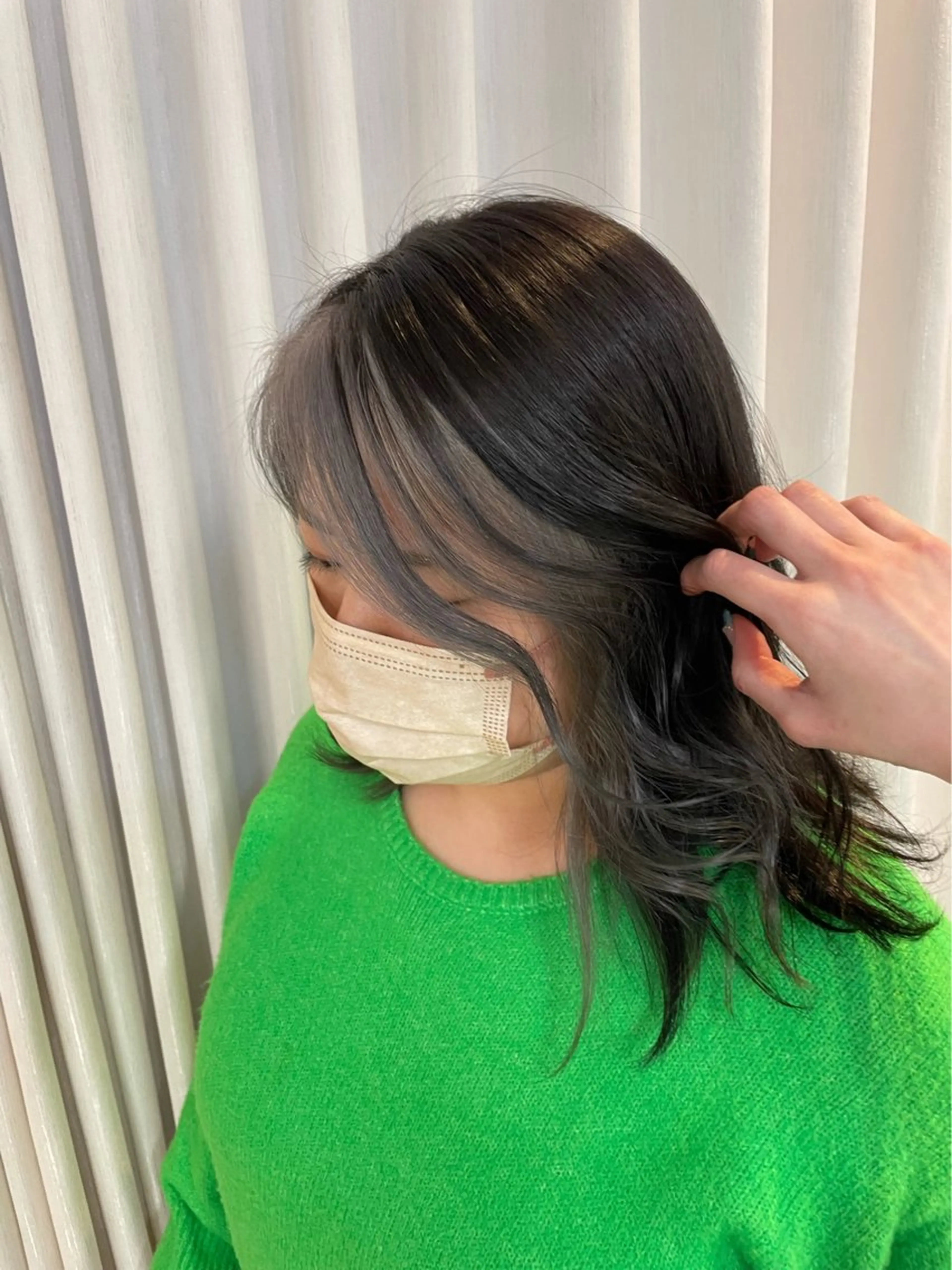 セミロング ミストバング 安井まゆ _Box mico.のヘアスタイル