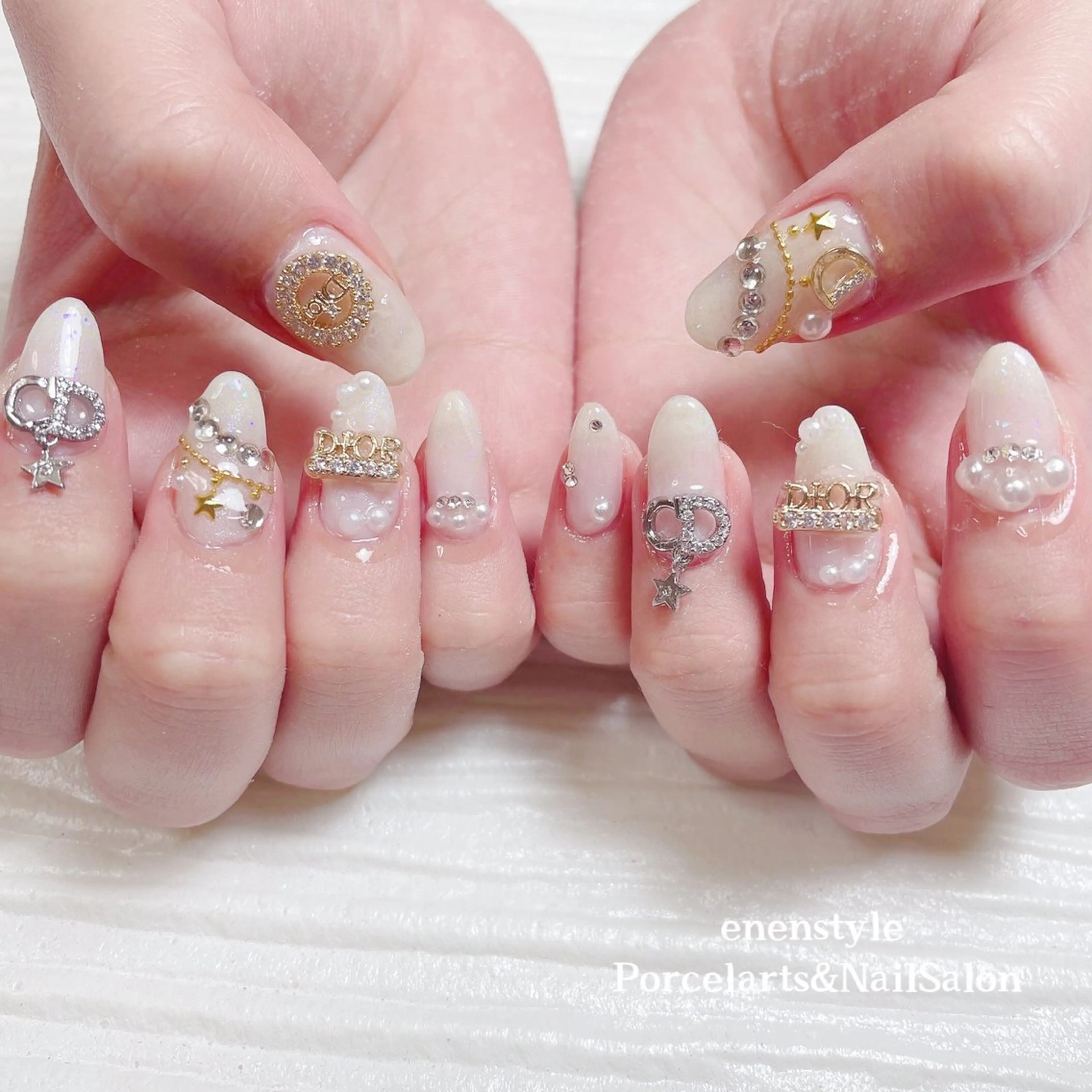 ネイル 👑enen style👑のネイルデザイン