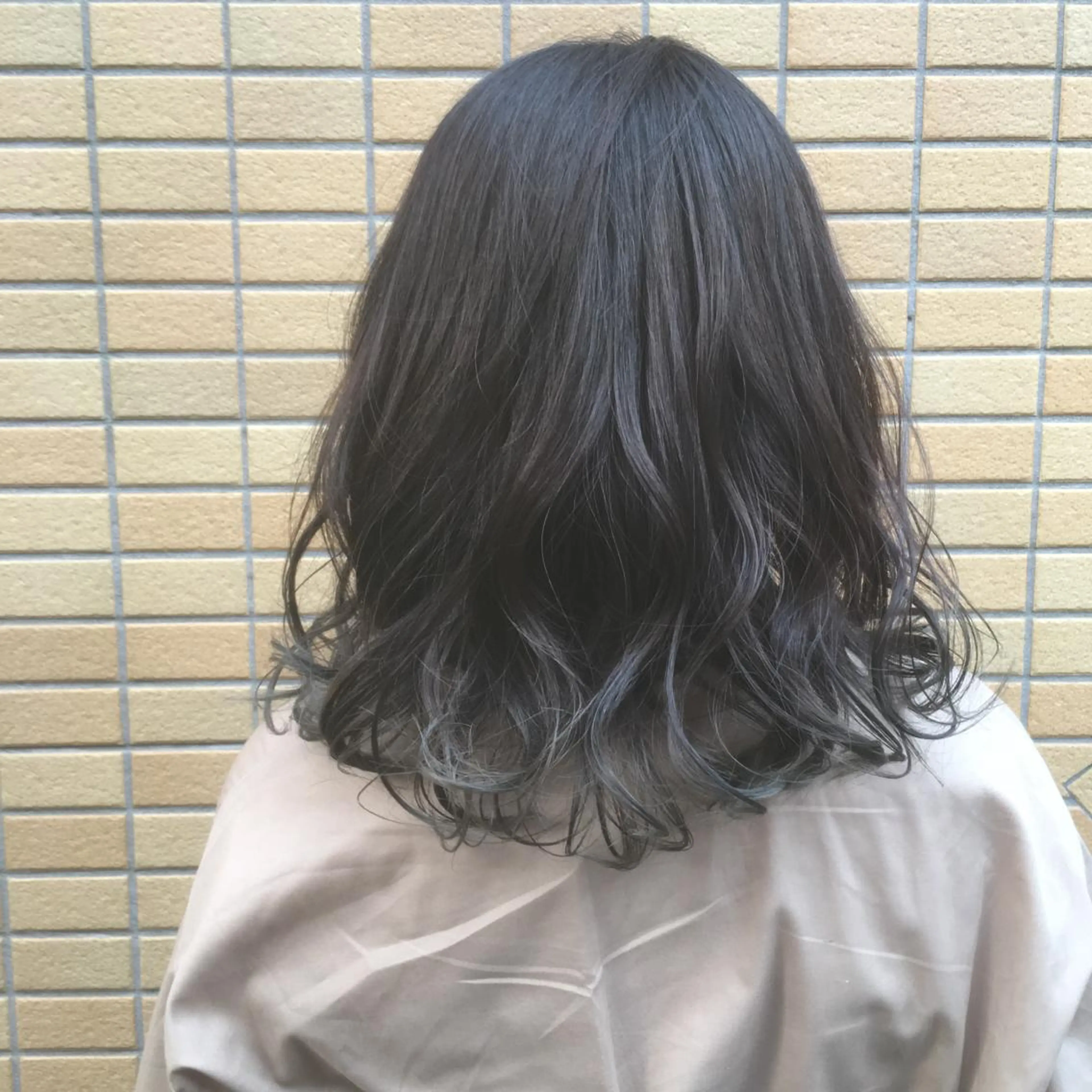 セミロング カラー カット ヘアカラー トリートメント しのはら まどかのヘアスタイル