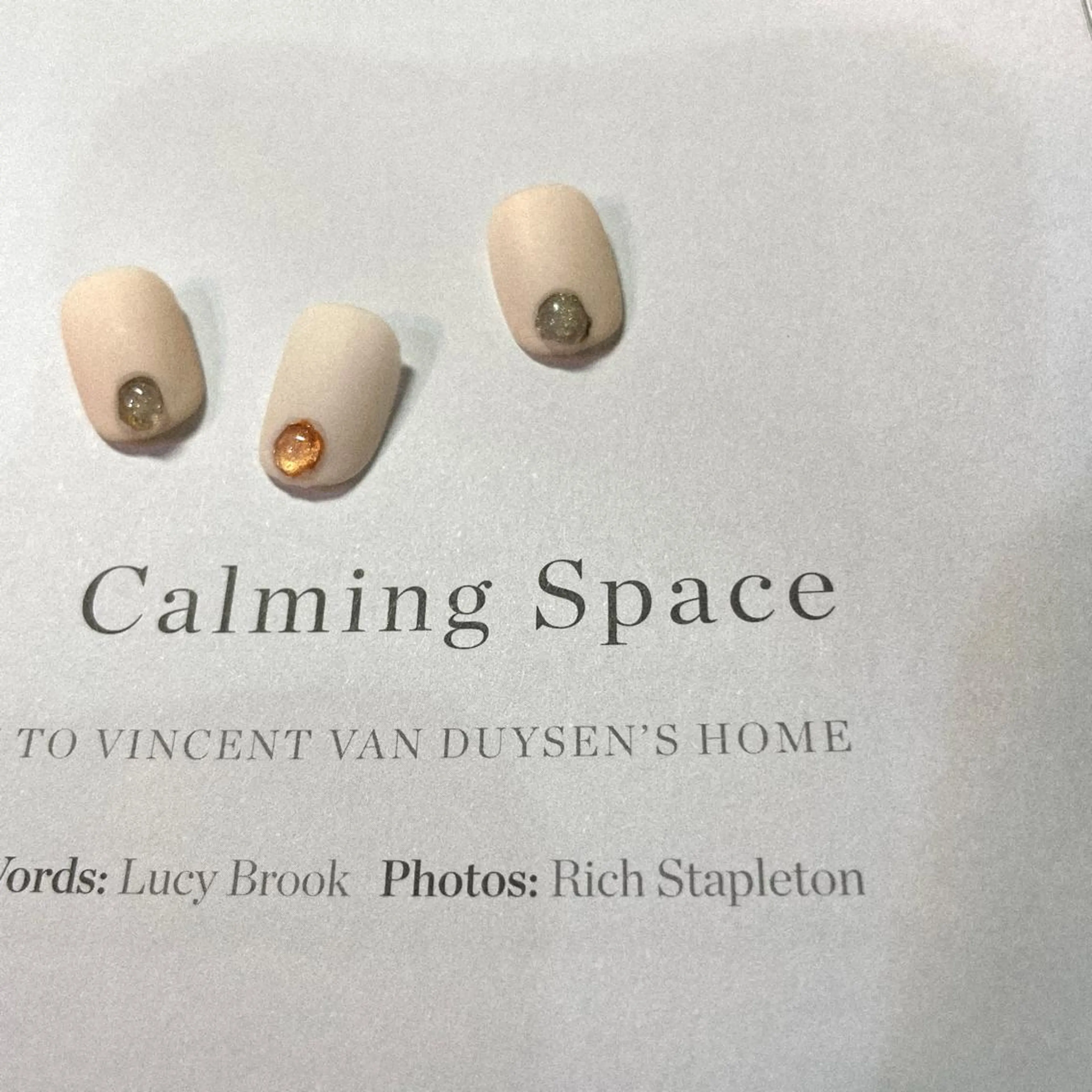 ネイル 大人ワンホン キラキラ／Ayanoのネイルデザイン