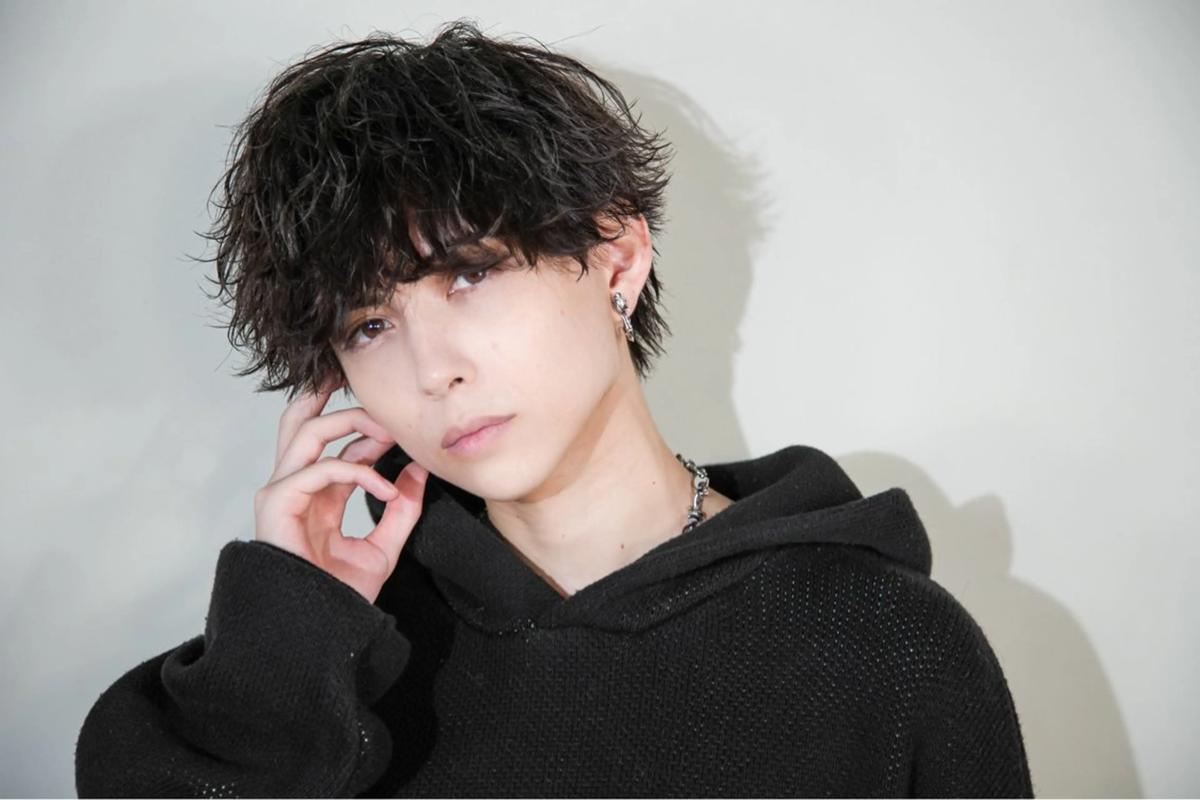 ミディアム パーマ メンズ ミディアムパーマ メンズパーマ ハイトーン/メンズマ ッシュ/KYOHEIのヘアスタイル