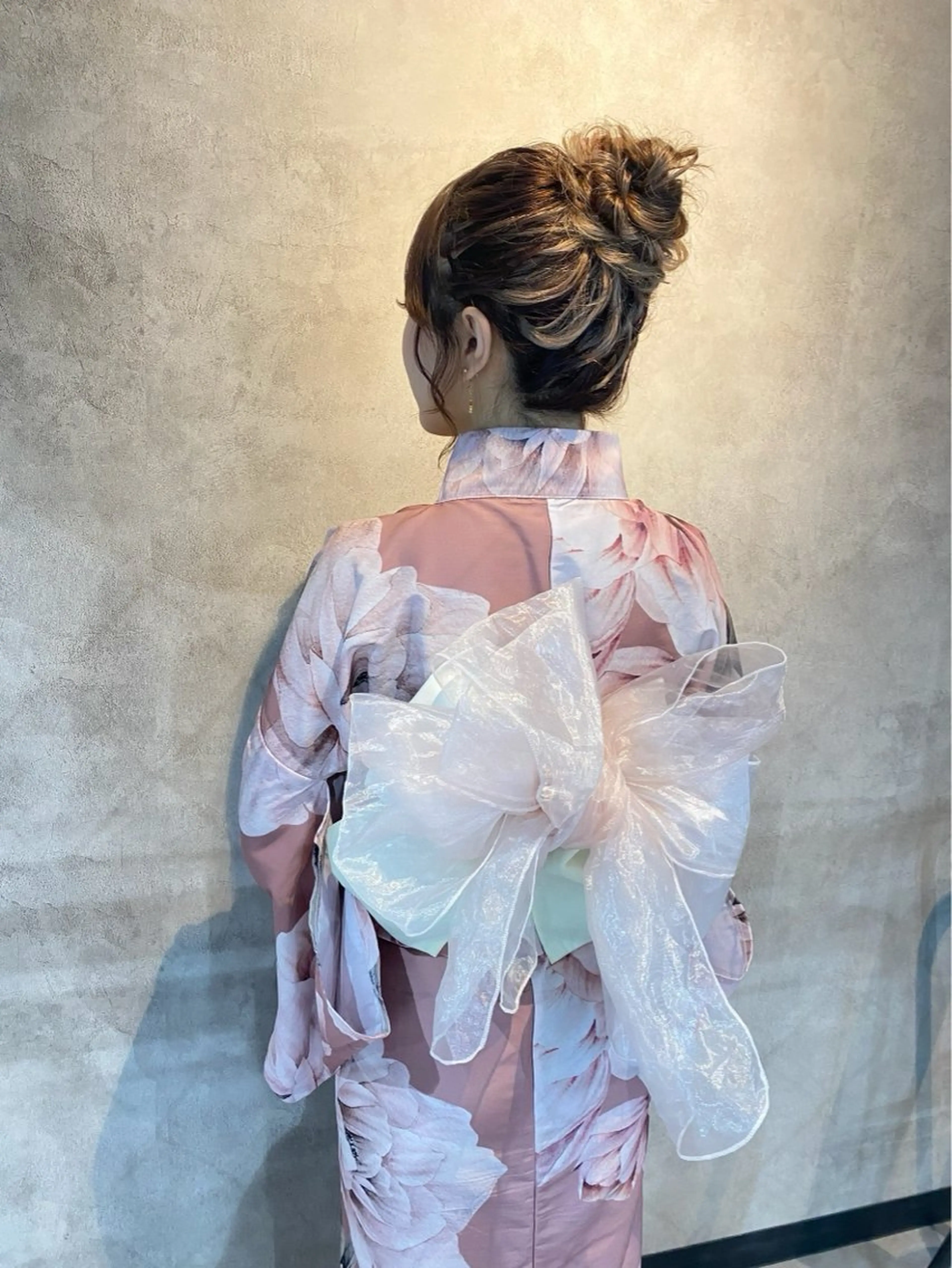 セミロング ヘアアレンジ KISSSWAN はなのヘアスタイル