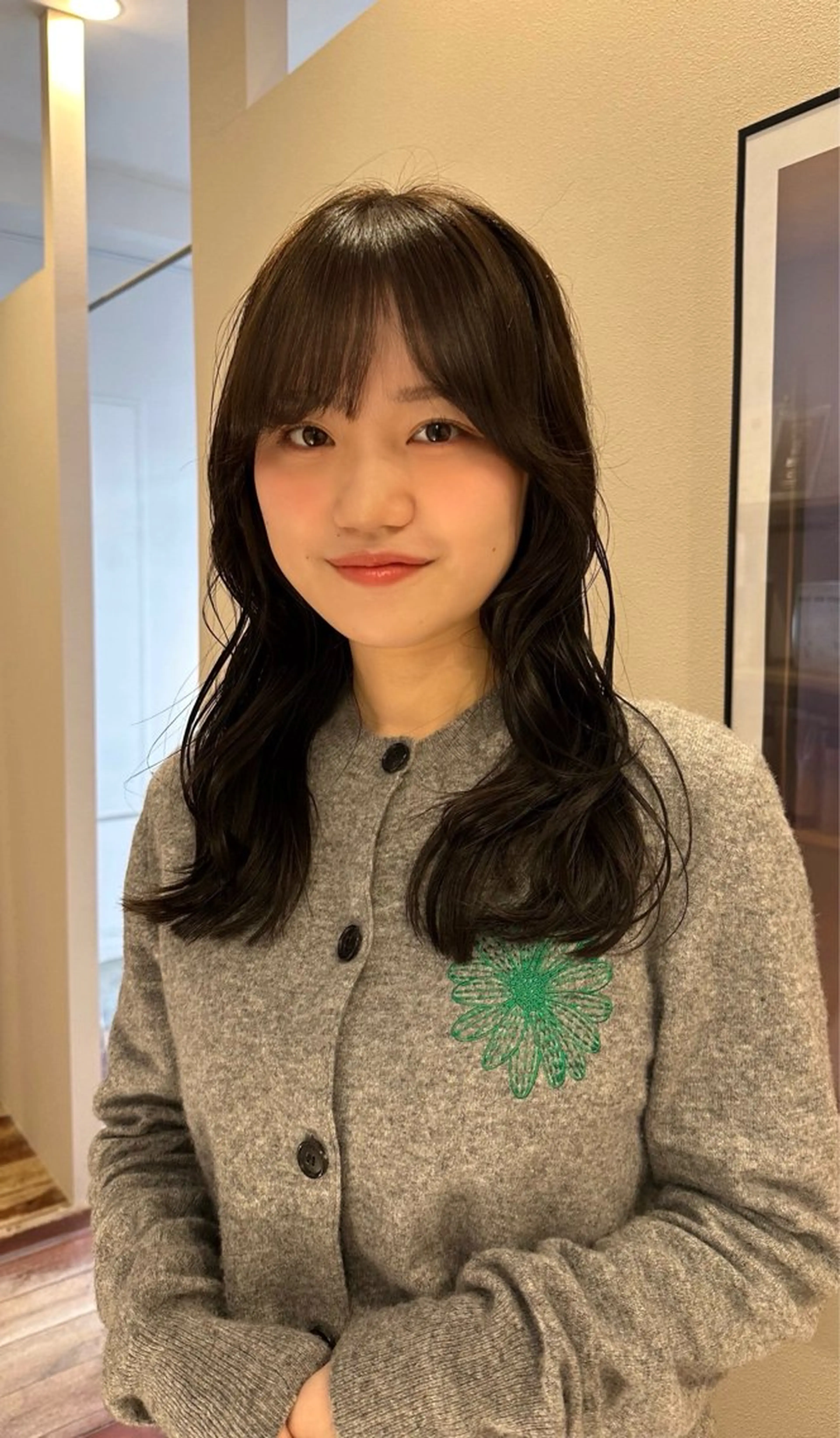 カラー グレージュ オリーブグレージュ オリーブグレー bico所属・Reina 札幌美容師のヘアスタイル