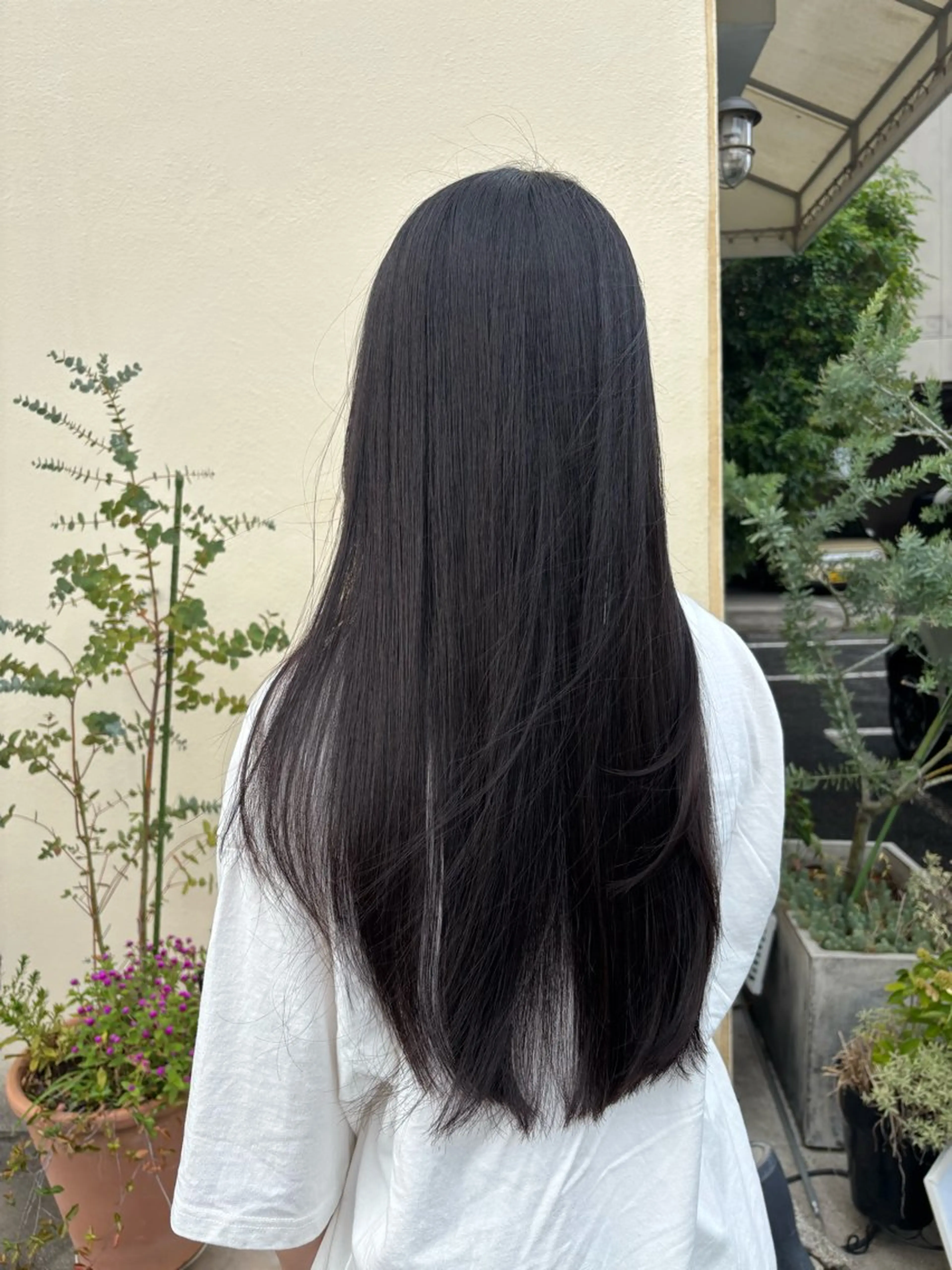 ロング 縮毛矯正 三國 栞音のヘアスタイル
