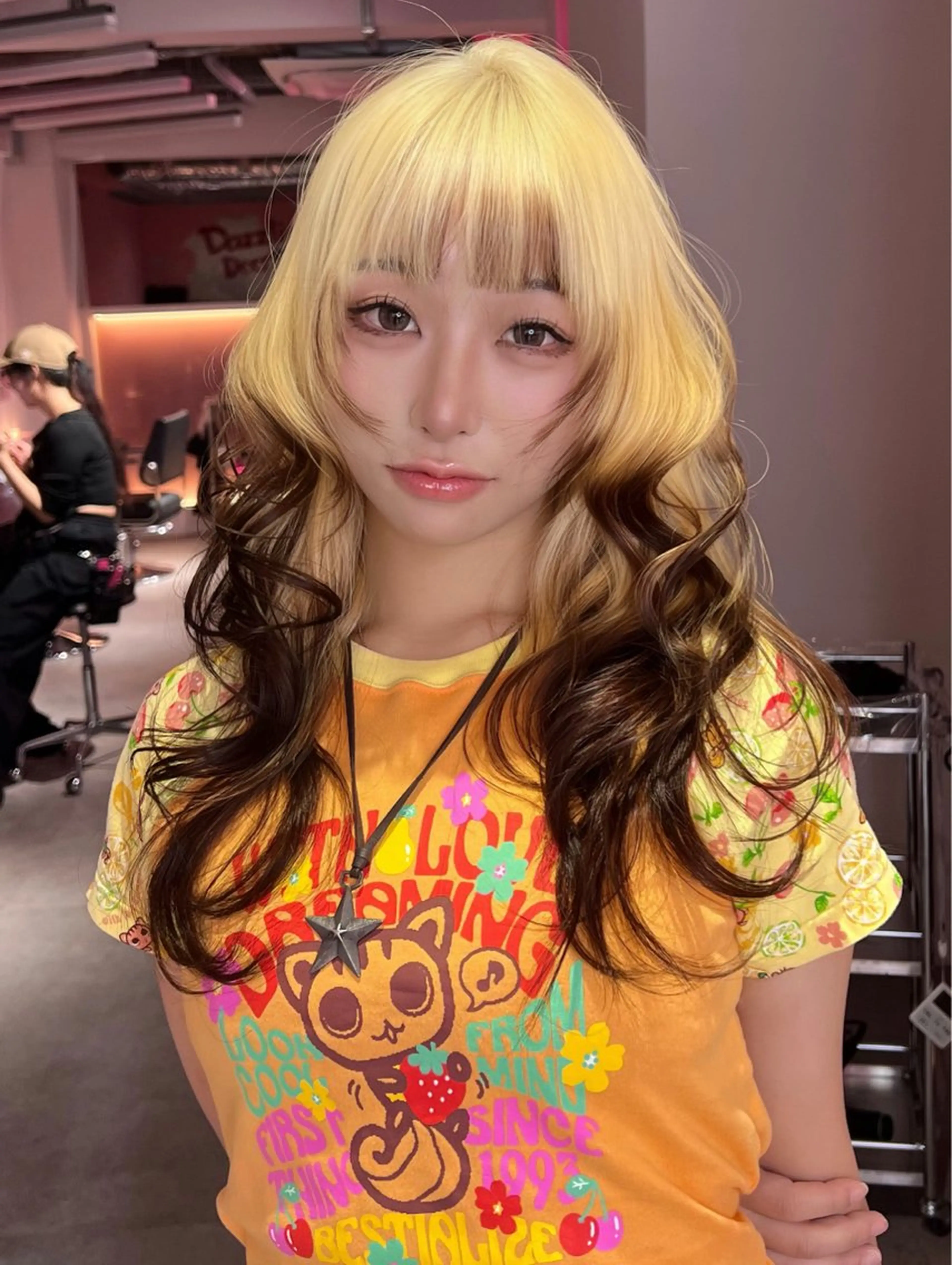 ロング sara/名古屋 ／ハイトーンのヘアスタイル