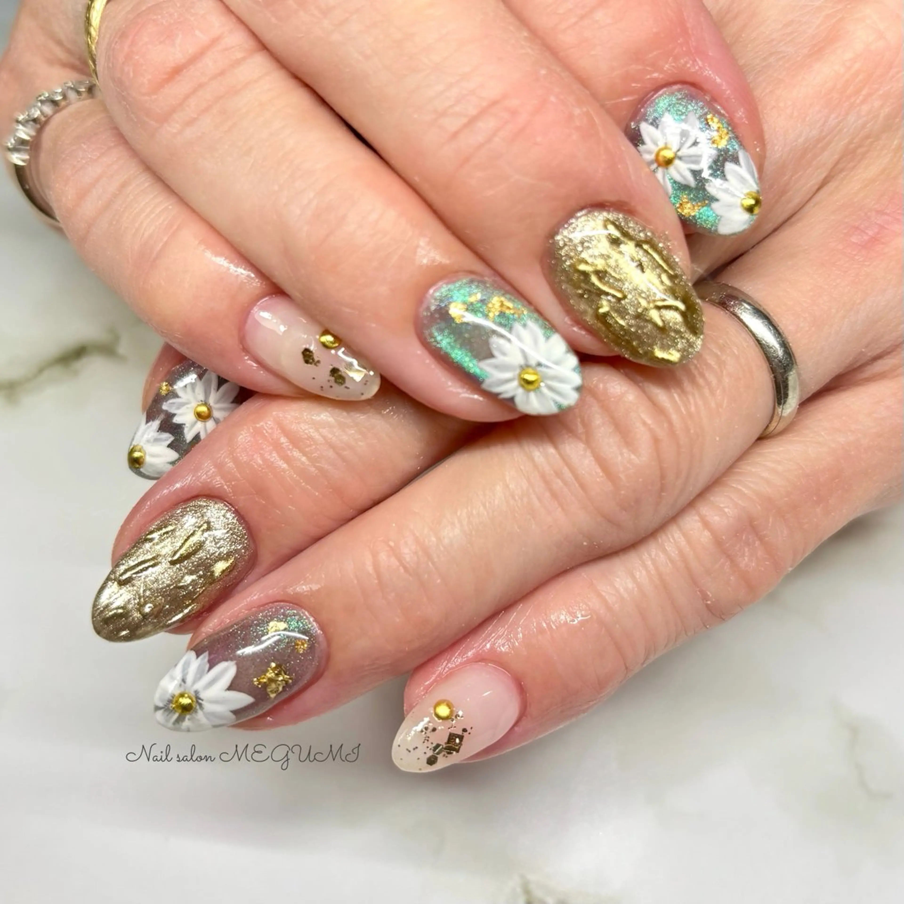 ネイル Nail salon MEGUMIのネイルデザイン