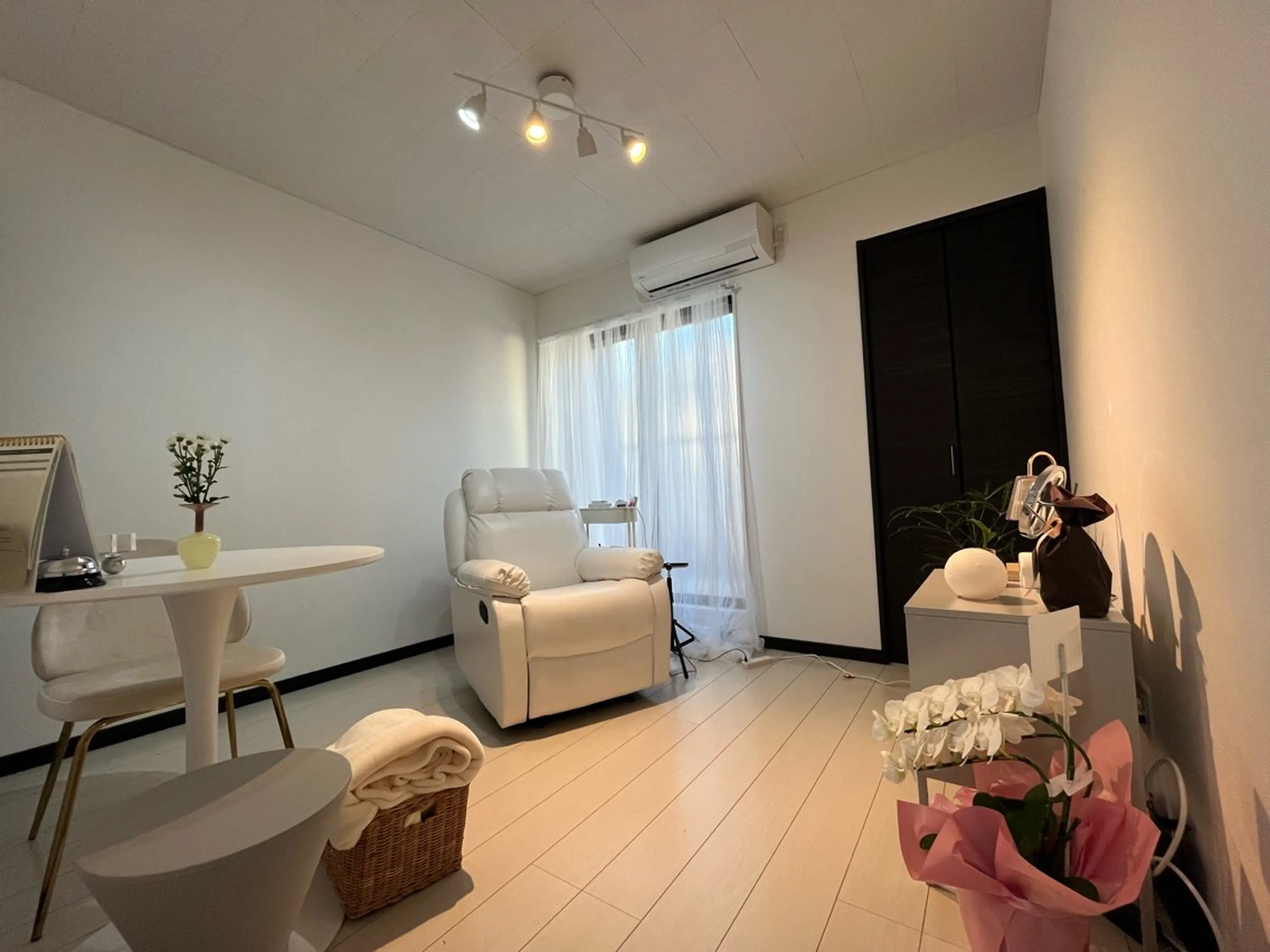 エステ IRO KANAのマツエク・マツパデザイン