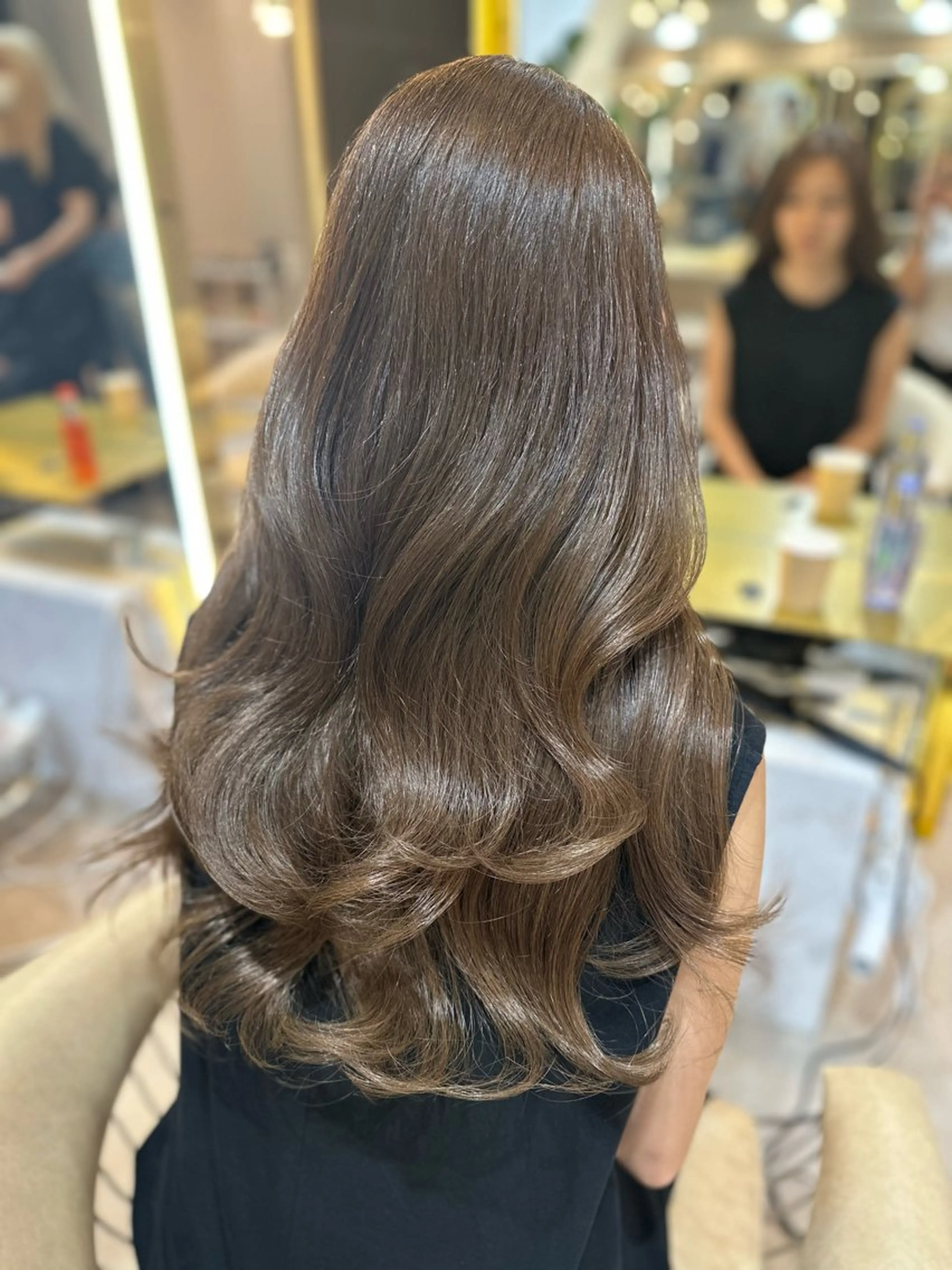 ロング カラー ヘアアレンジ カット ヘアカラー トリートメント Akane レイヤー/艶カラーのヘアスタイル