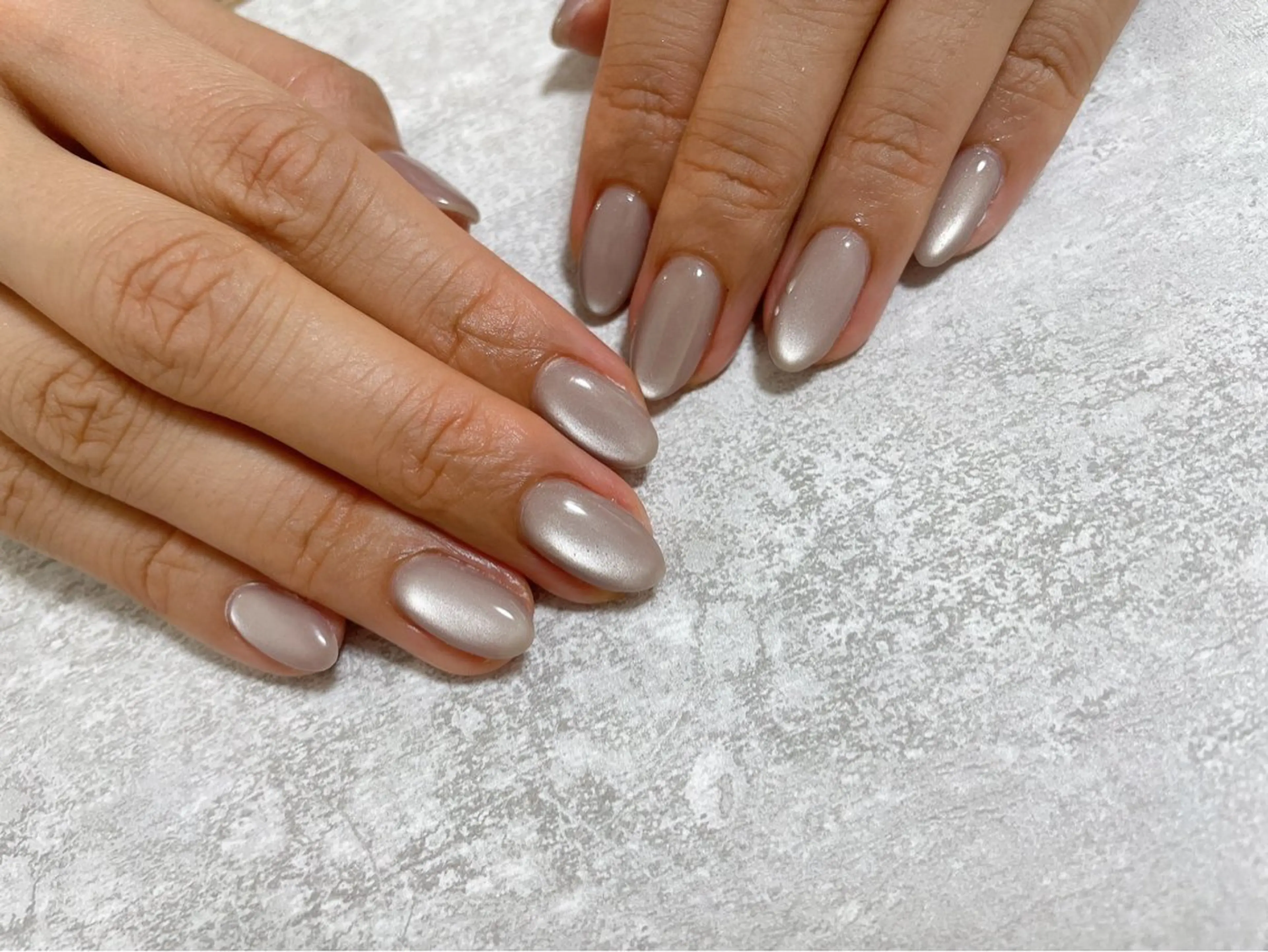 ネイル オーロラネイル フットネイル フレンチネイル ジェルネイル マグネットネイル ハンドネイル mogunail &blowのネイルデザイン