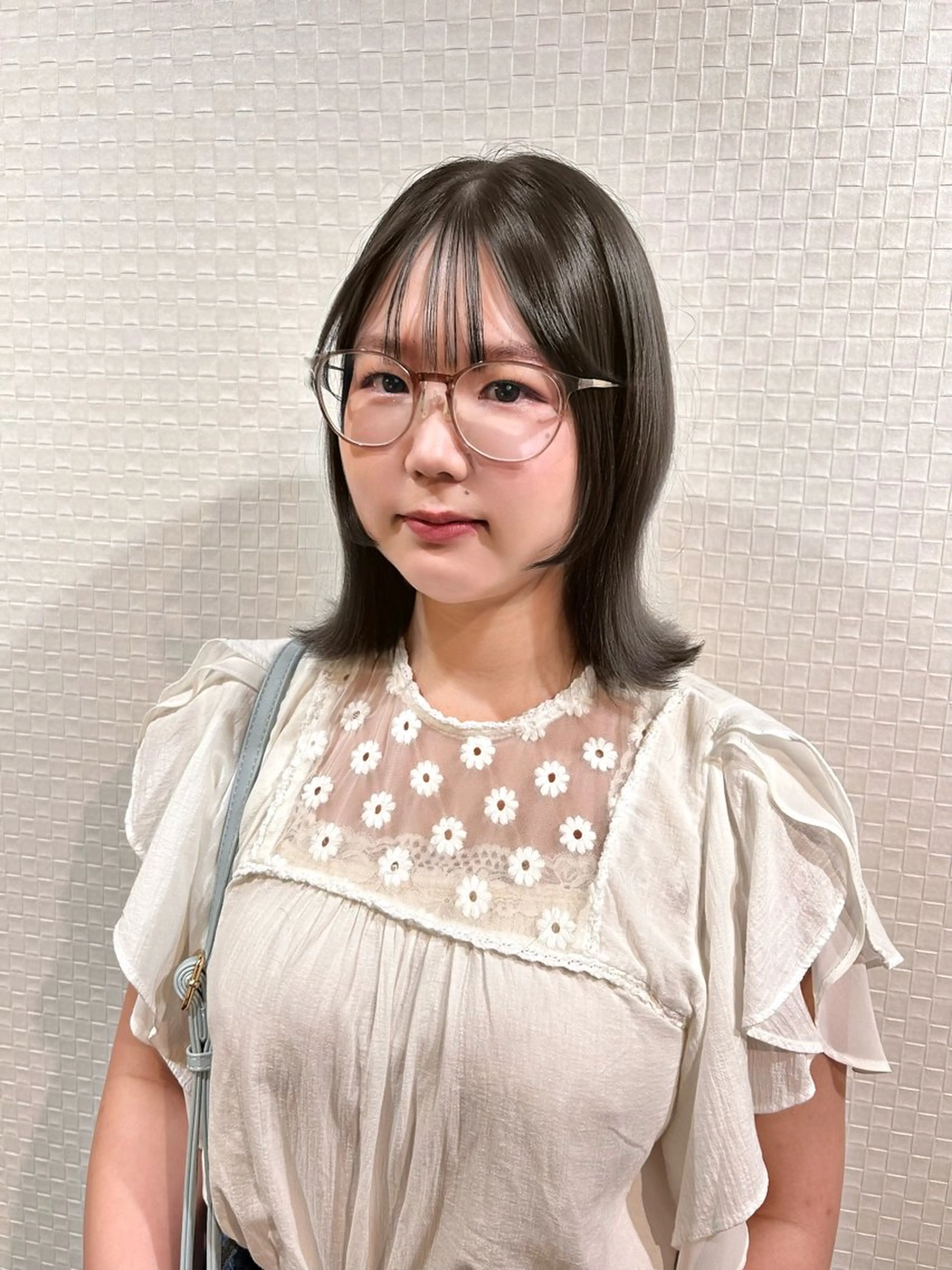 ミディアム 柔らか垢抜けｶﾗｰと ｶｯﾄ🫧ASUKAのヘアスタイル