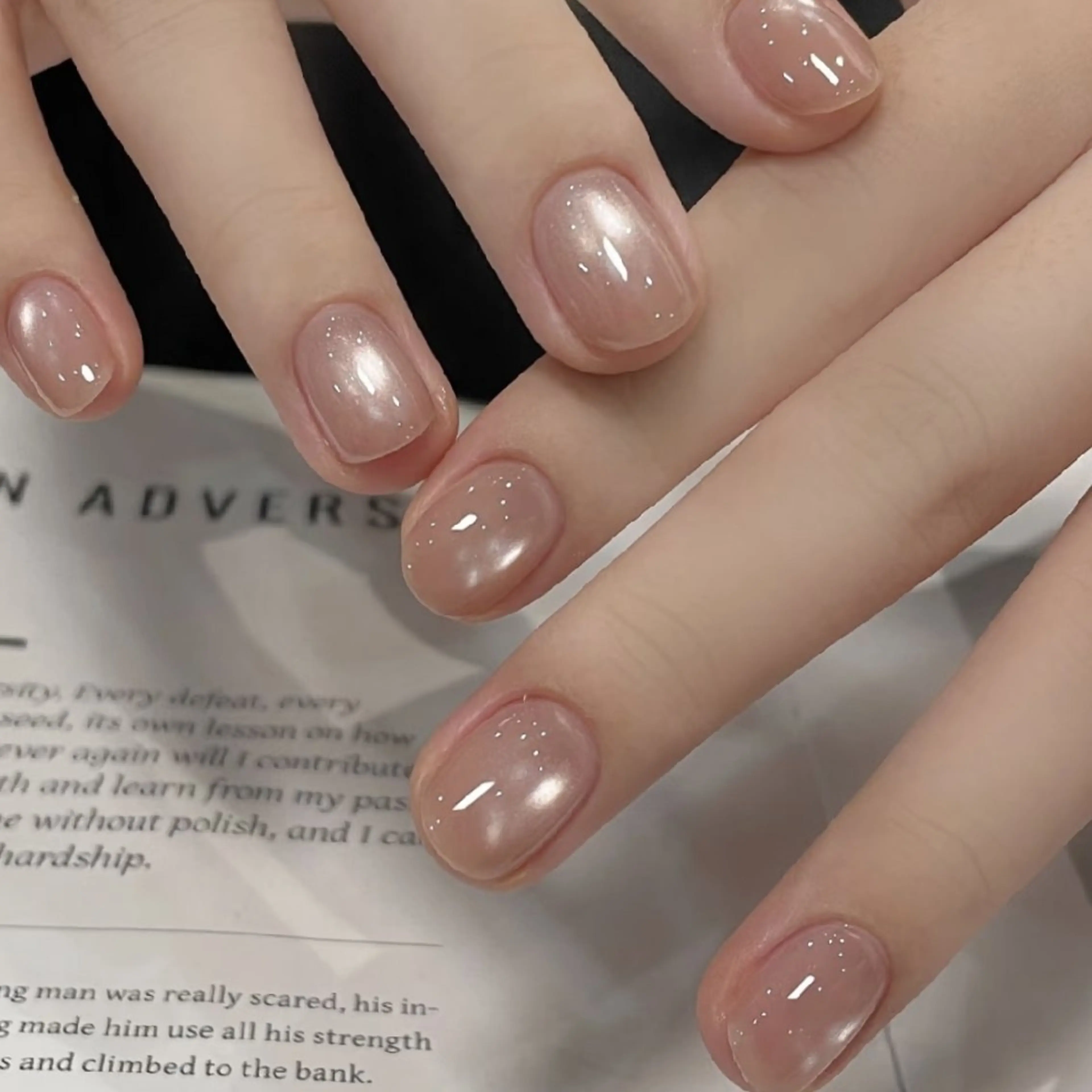 ネイル フレンチネイル ジェルネイル マグネットネイル マグネットフレンチ ニュアンスネイル ハンドネイル Lumière Nail 新大久保のネイルデザイン