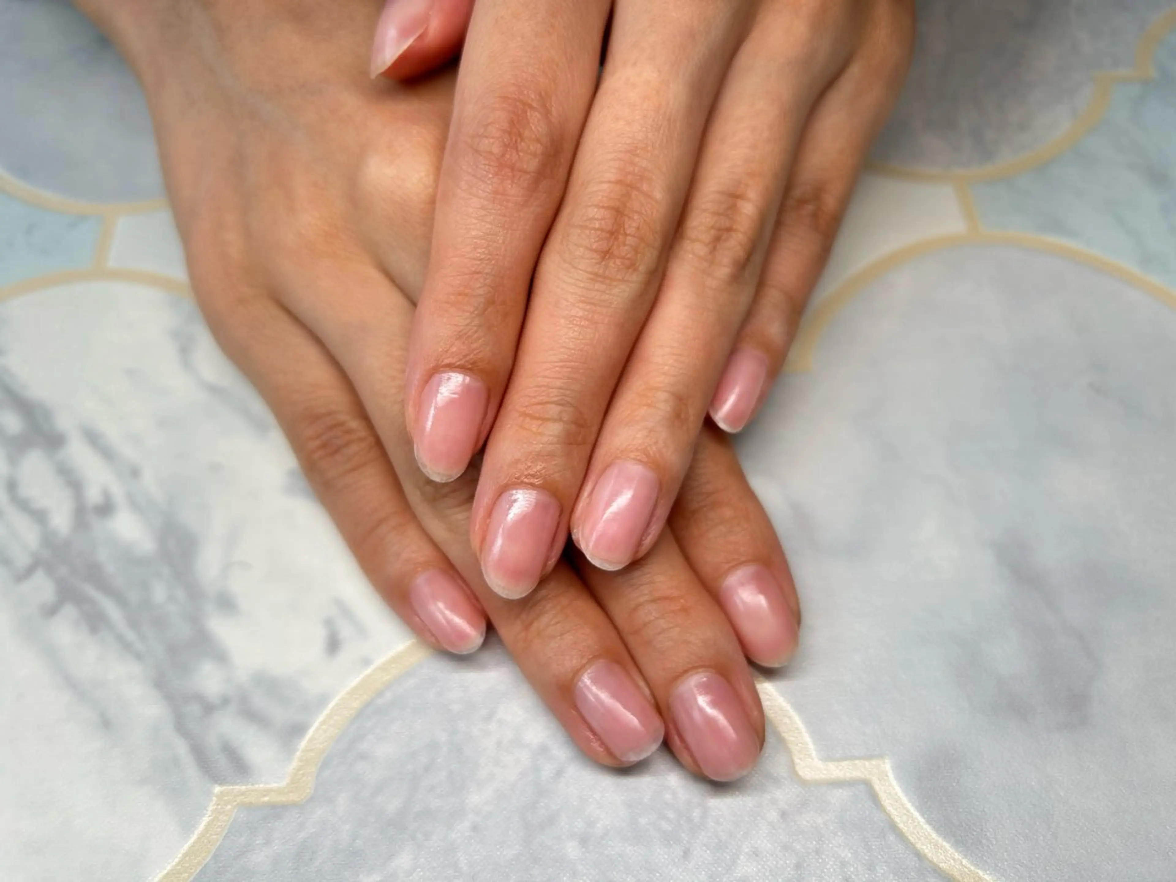 【ハンドケア】甘皮処理+ファイリング+爪磨きの写真