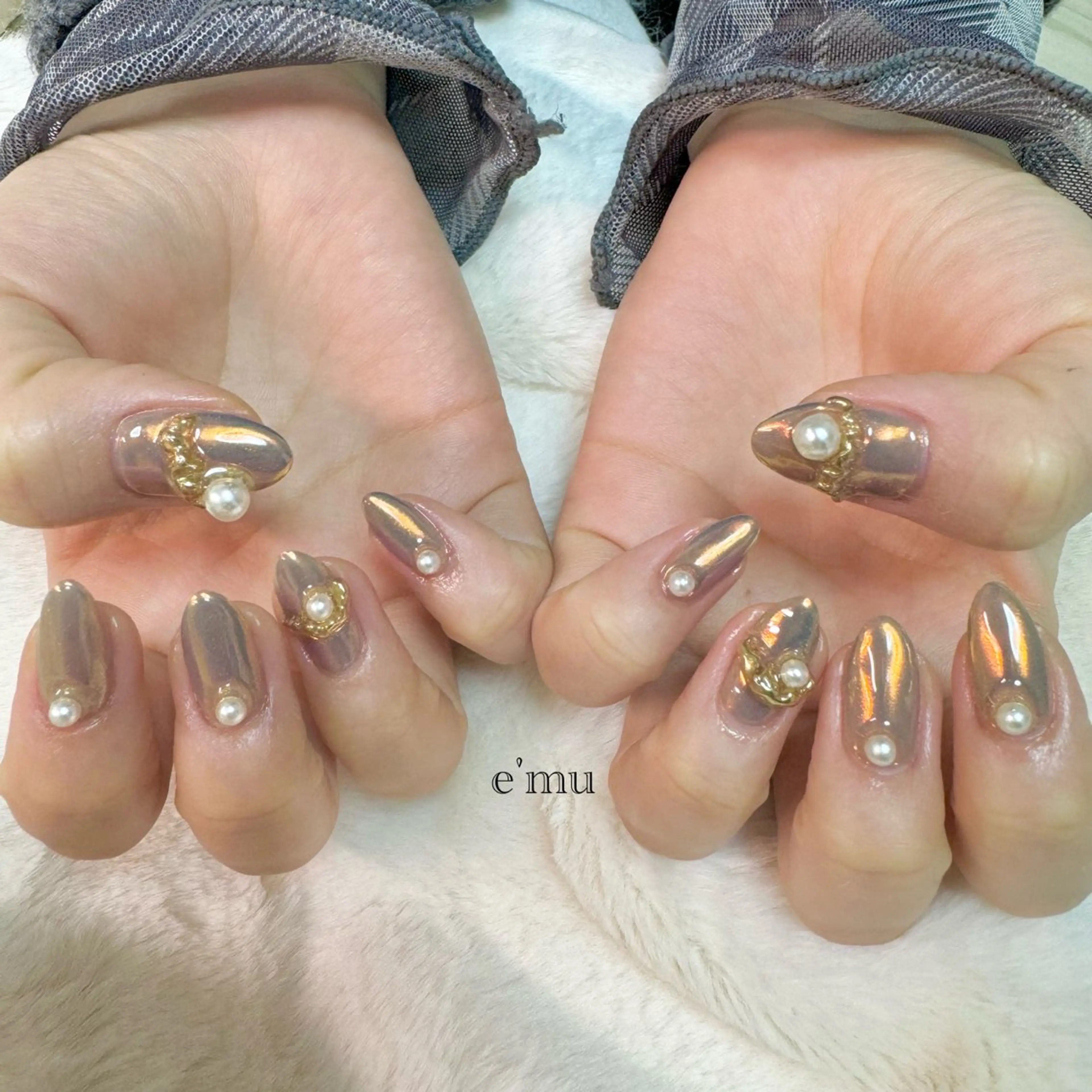 ネイル オーロラネイル ニュアンスネイル ハンドネイル nail salon e'mu💐のネイルデザイン