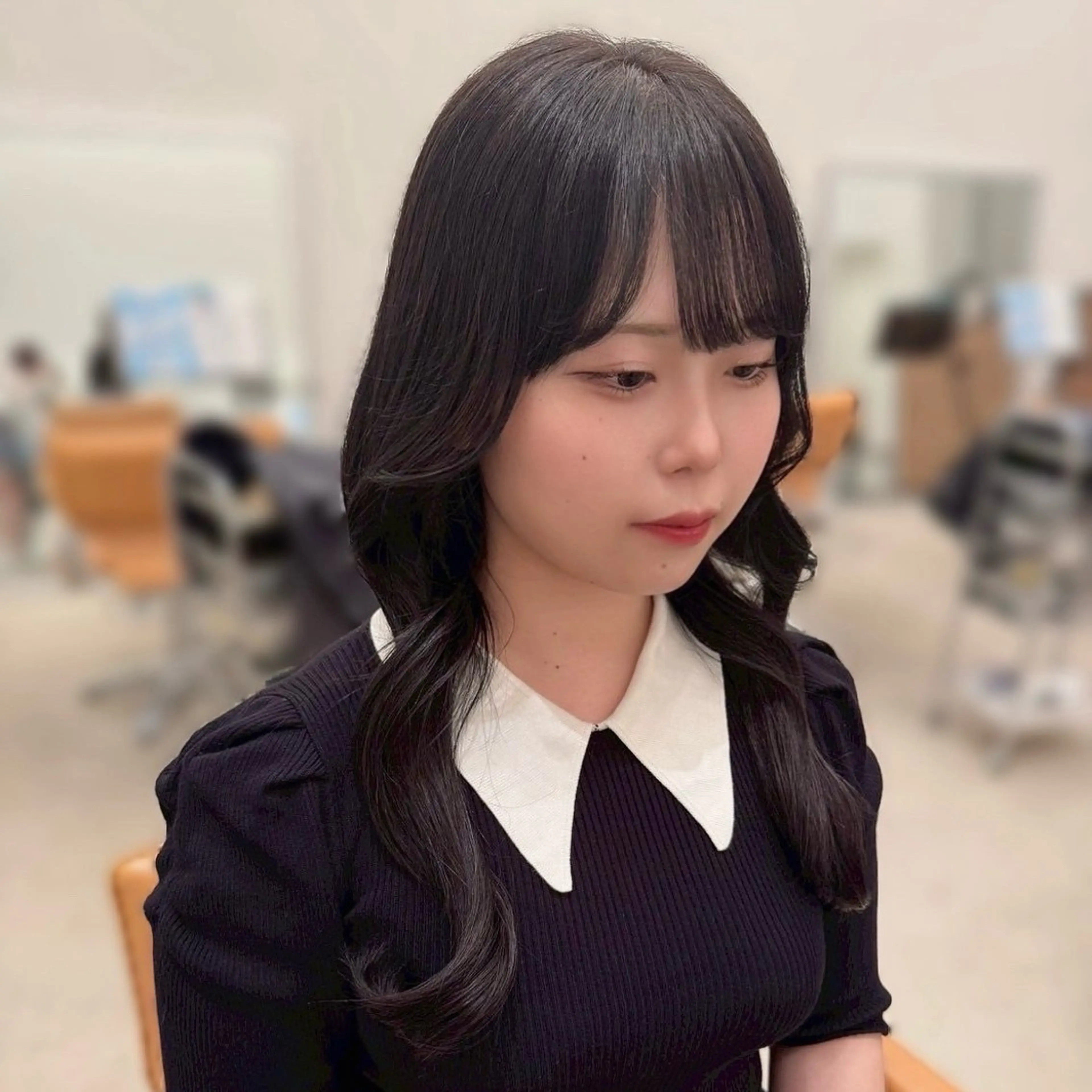 ロング カラー 透明感カラー ダークグレー ダークグレージュ グレージュ 萩原 紗妃のヘアスタイル