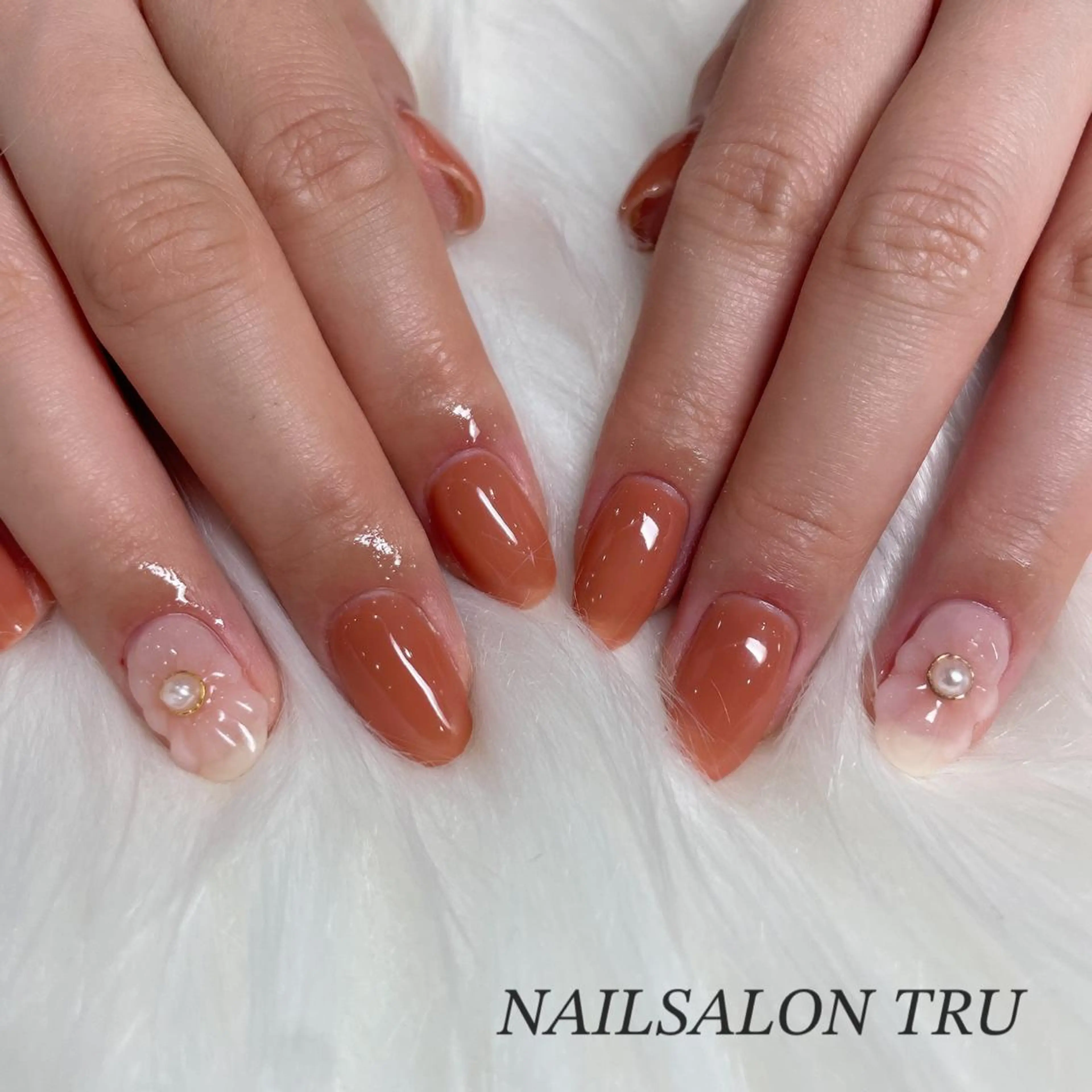 ネイル 𝐼𝑁𝑂𝑈𝐸 𝑀𝐼𝐴のネイルデザイン