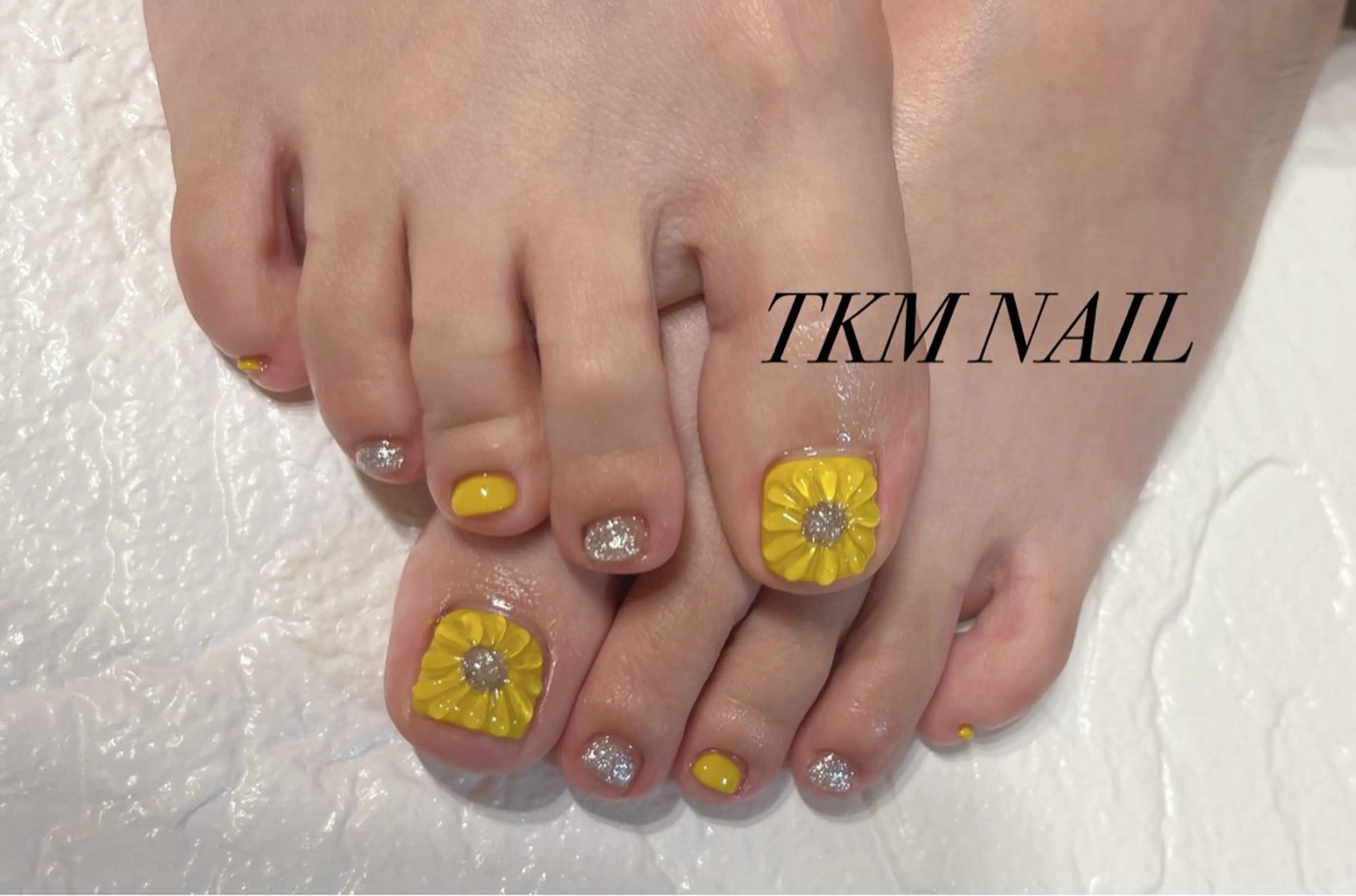 ネイル フットネイル シンプルネイル ______ TKM  NAILのネイルデザイン