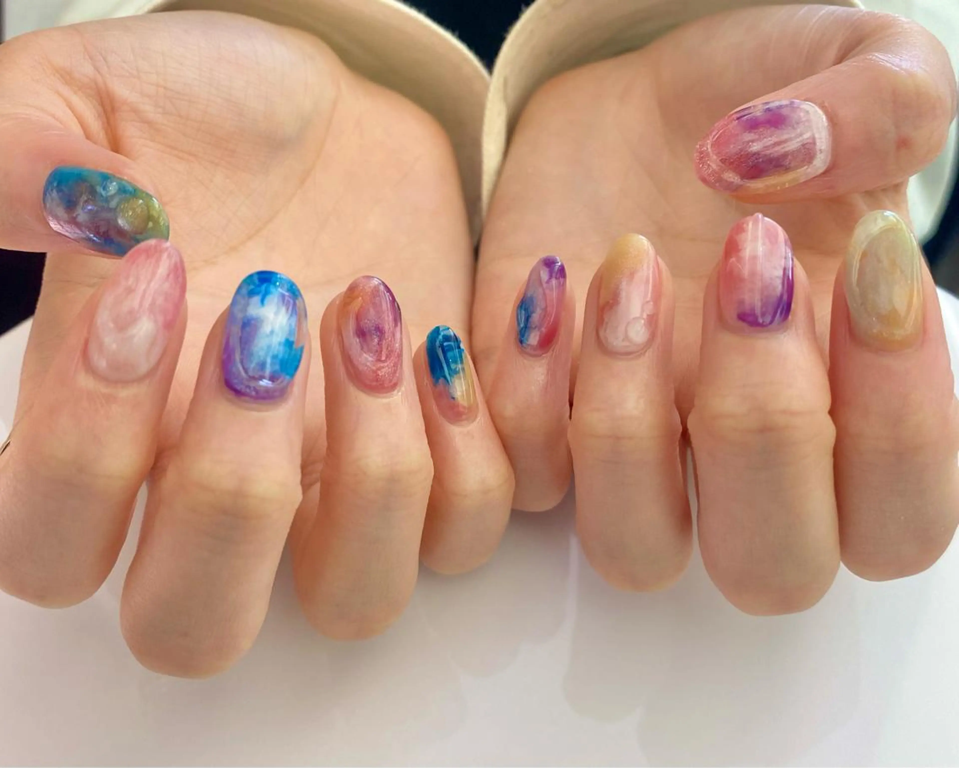 ネイル 安藤 彩乃のネイルデザイン