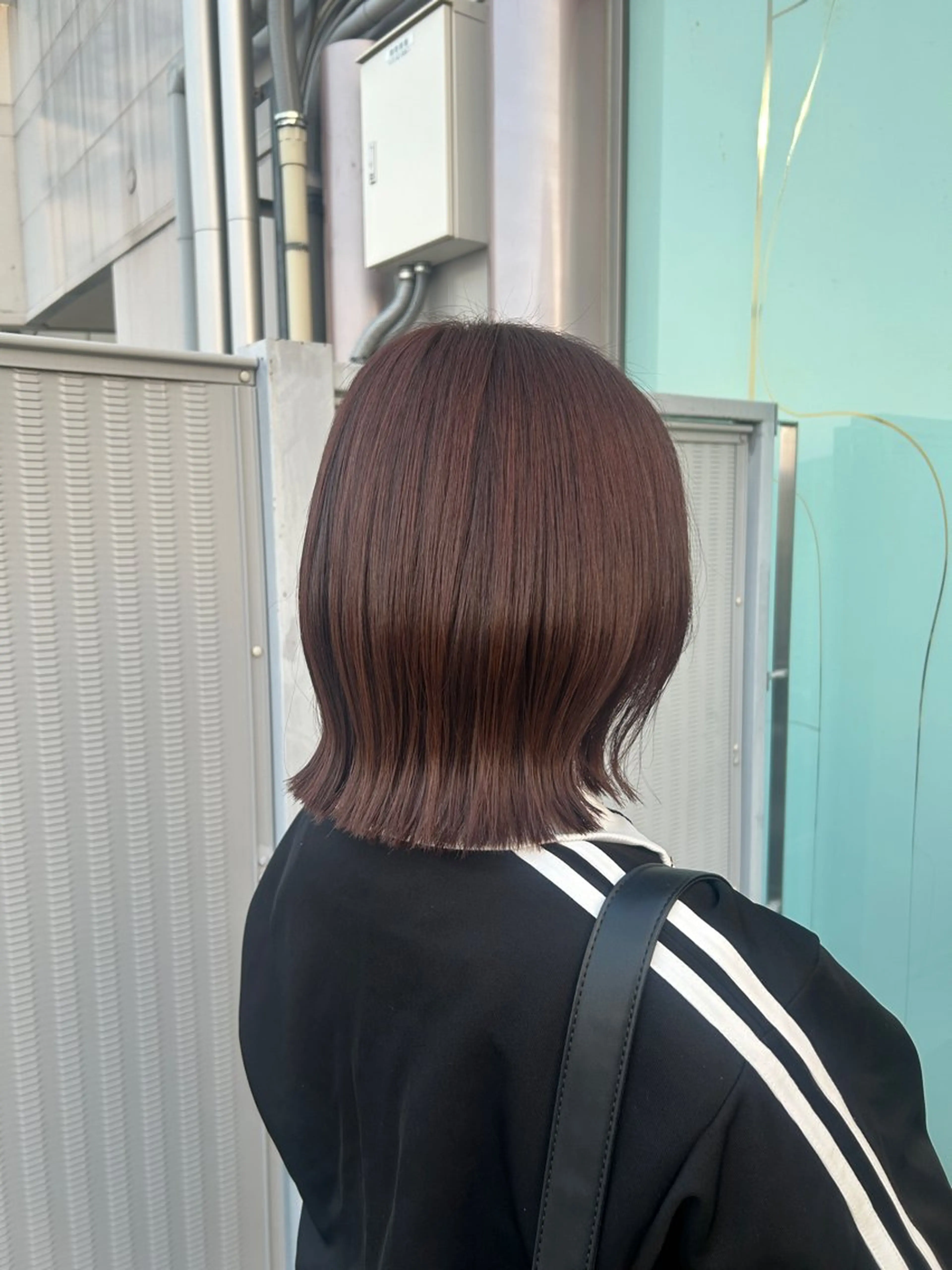 カラー ピンクカラー ボブ ヘアカラー 吉村 詩音のヘアスタイル