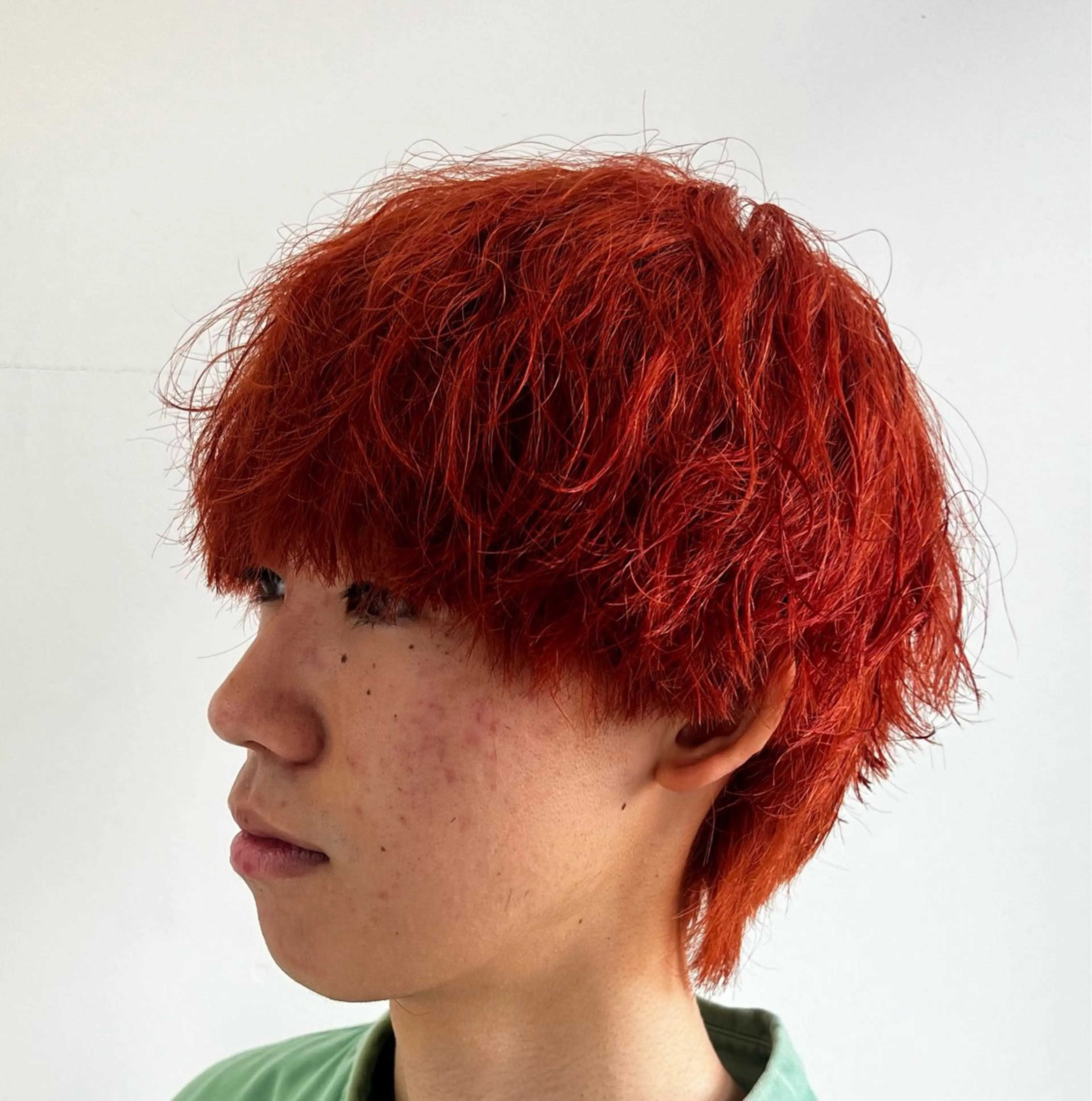 カラー メンズ カット ヘアカラー トリートメント ダブルカラー寒色系 ボリューム改善ハヤトのヘアスタイル