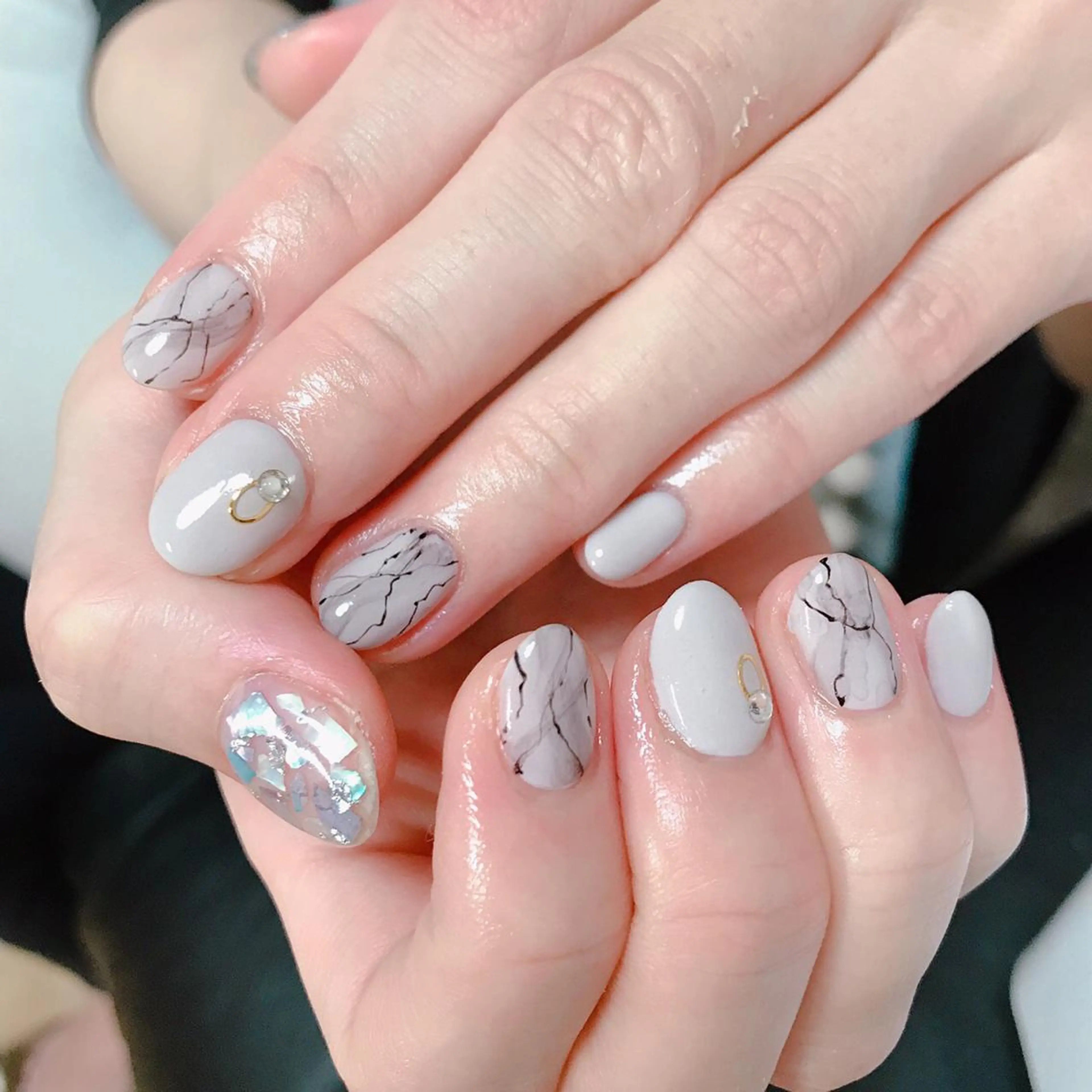 ネイル アートネイル 長さ出し フットネイル グリーン ニュアンスネイル Lily Roseスタッフ一同のマツエク・マツパデザイン