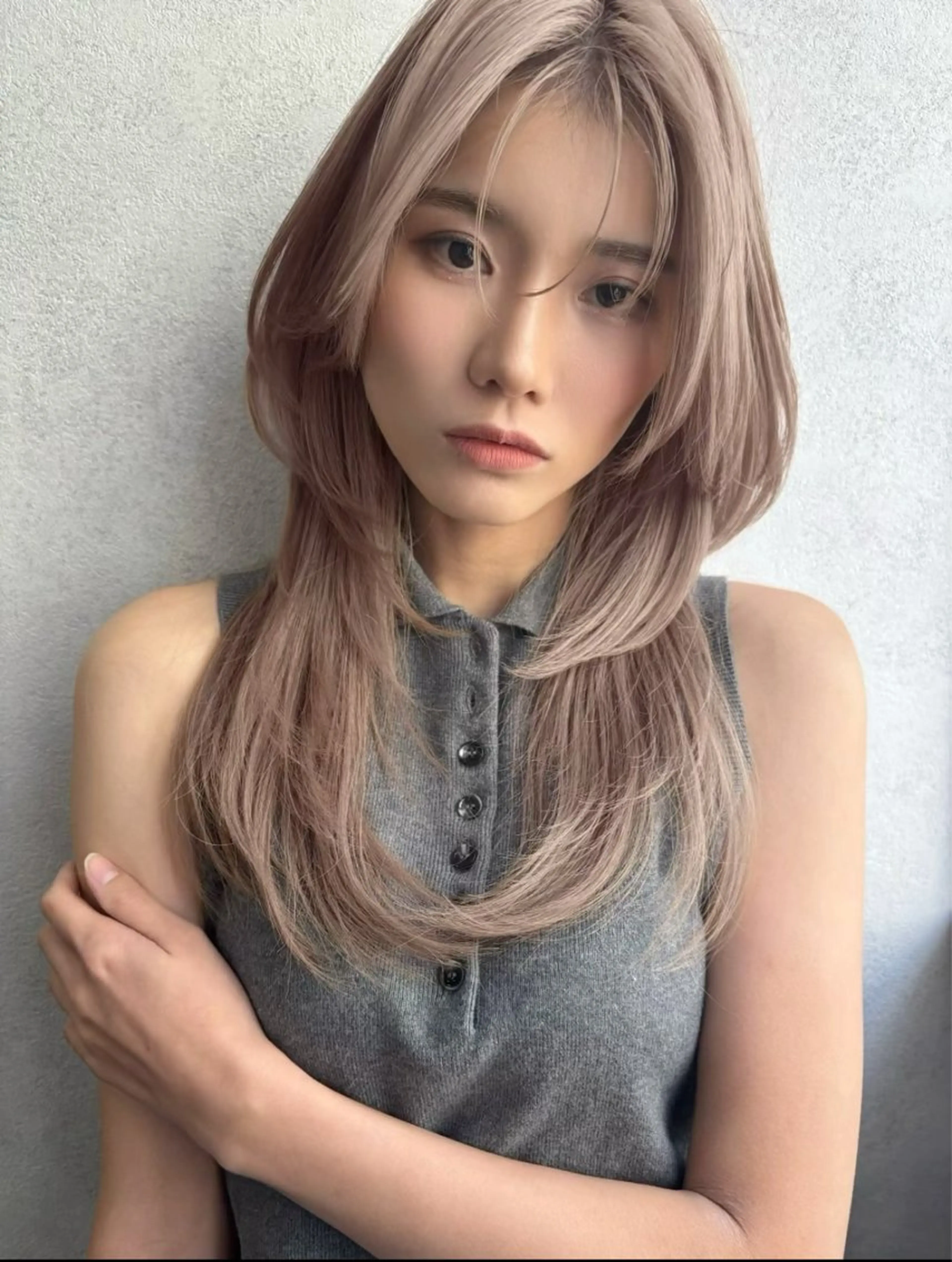 ロング カラー ハイレイヤー レイヤーカット カット ヘアカラー FIGARO レイヤ ーカット/縮毛矯正のヘアスタイル