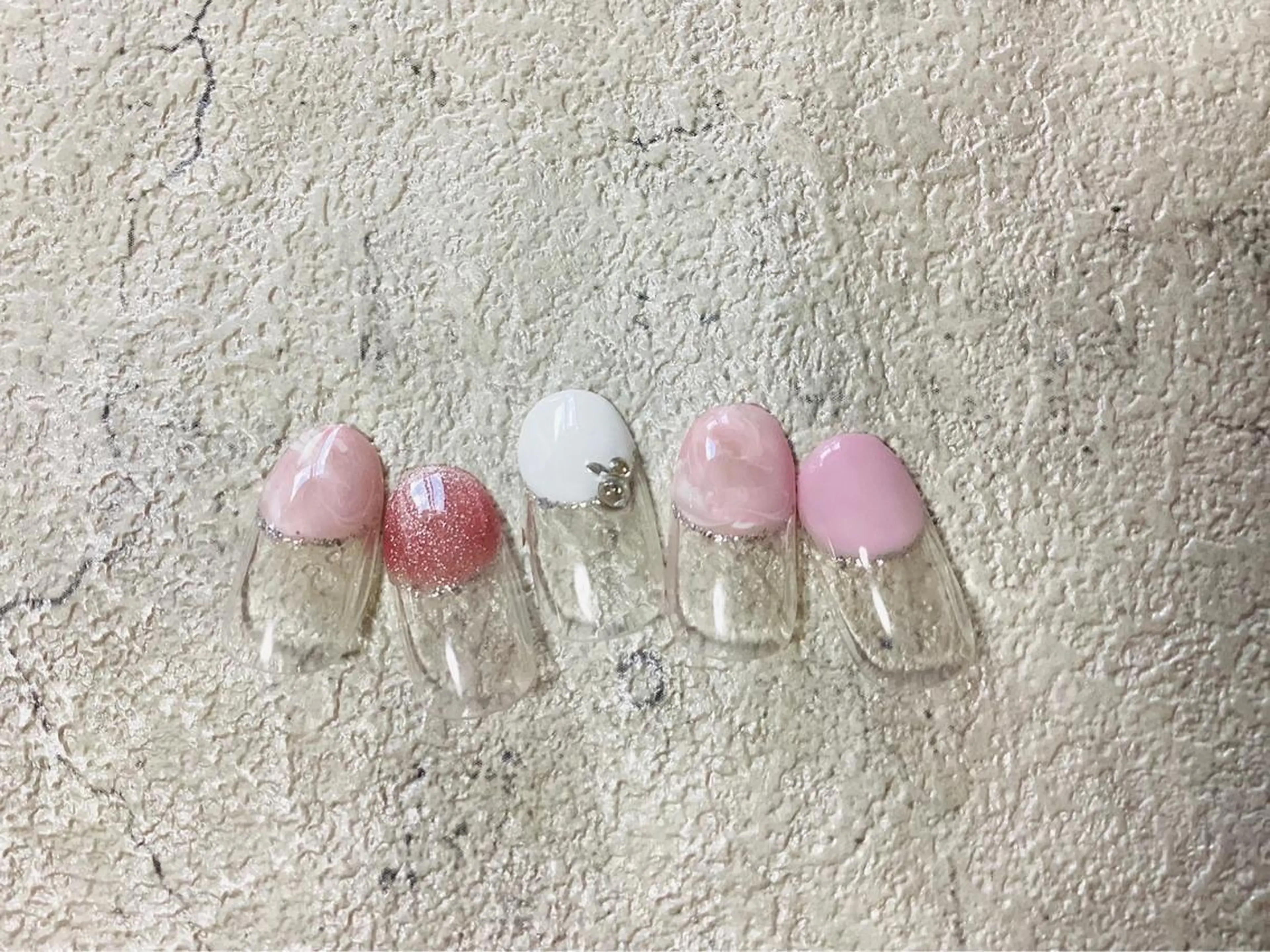 ネイル オーロラネイル フラワーネイル フットネイル フレンチネイル ジェルネイル mogunail &blowのネイルデザイン