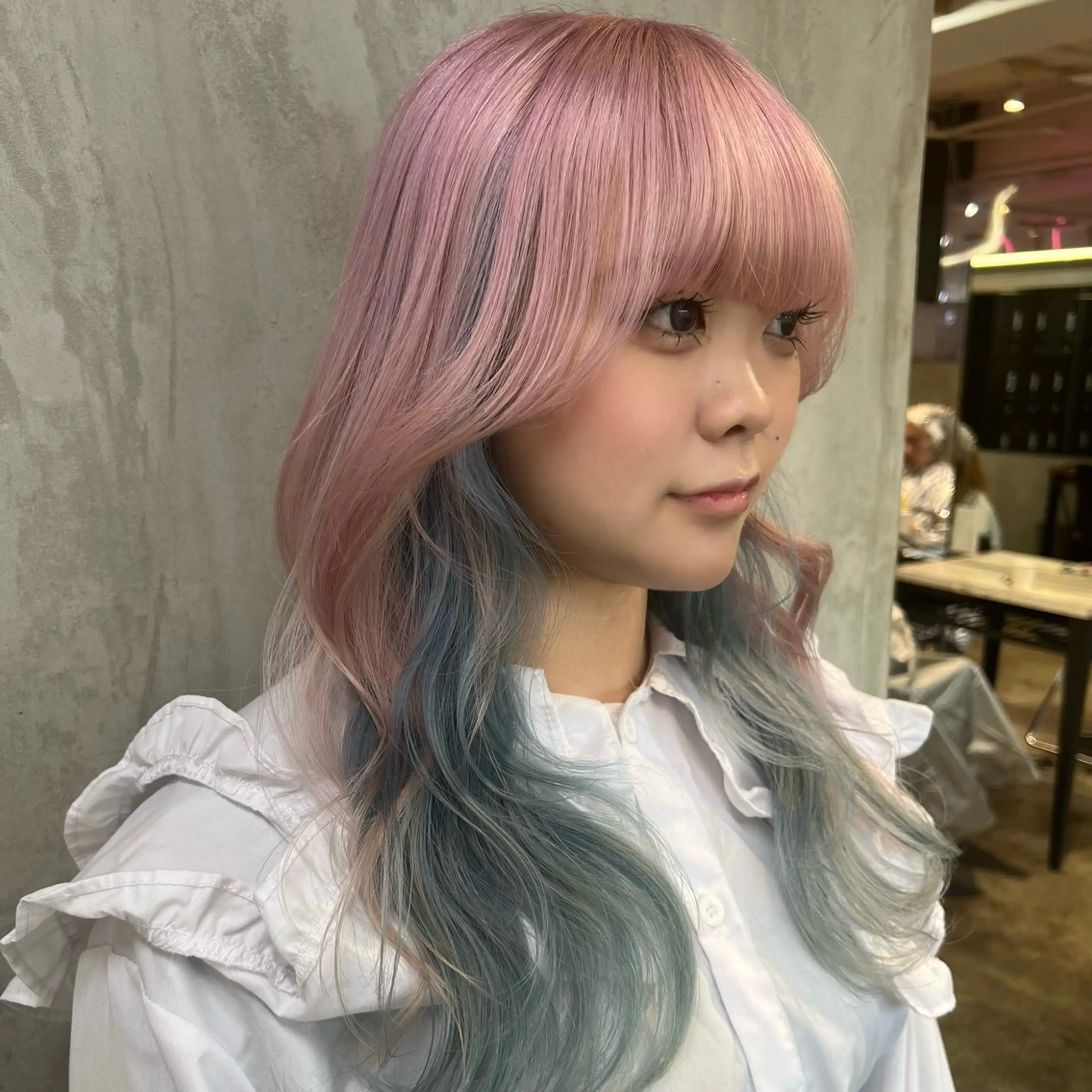 セミロング カラー ヘアカラー トリートメント ☪ ハイトーン信者 ☪️yumeka🪩のヘアスタイル