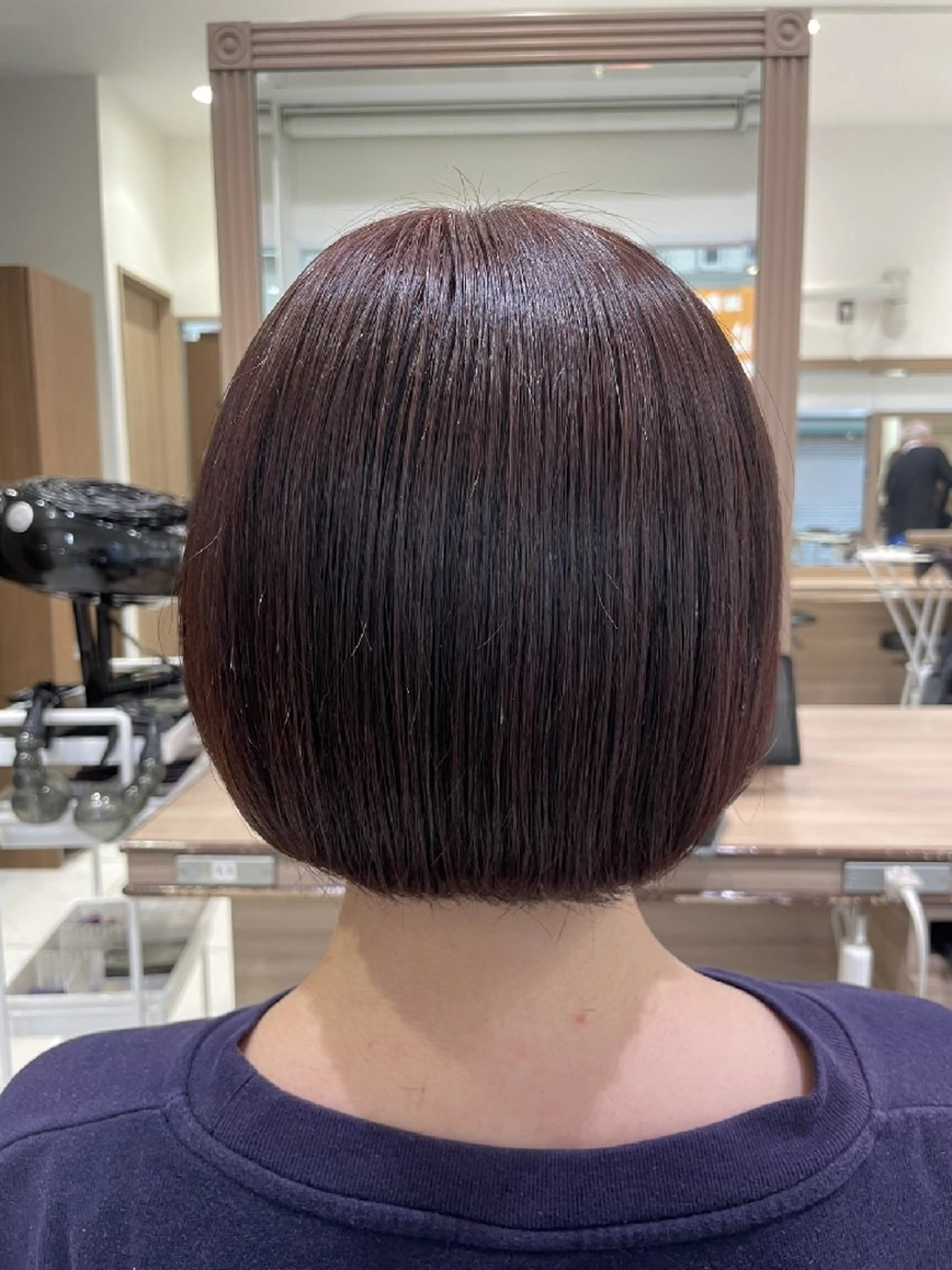 ショート ボブ 佐々木 萌のヘアスタイル