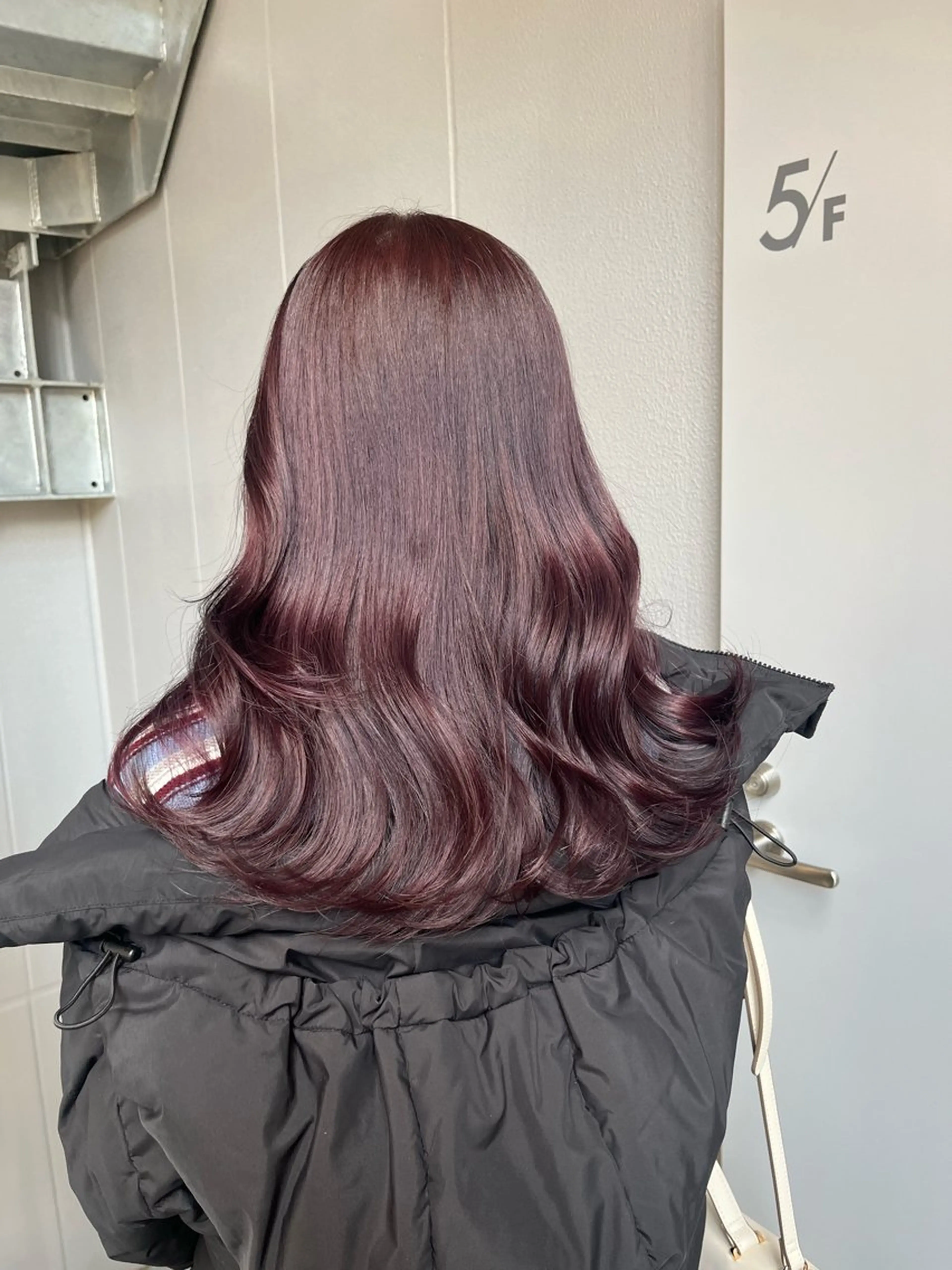 カラー ボルドーカラー ダブルカラー レッドカラー ヘアカラー トリートメント ヘッドスパ ヘアセット ブリーチなし特化 美容師💖SAE💖のヘアスタイル