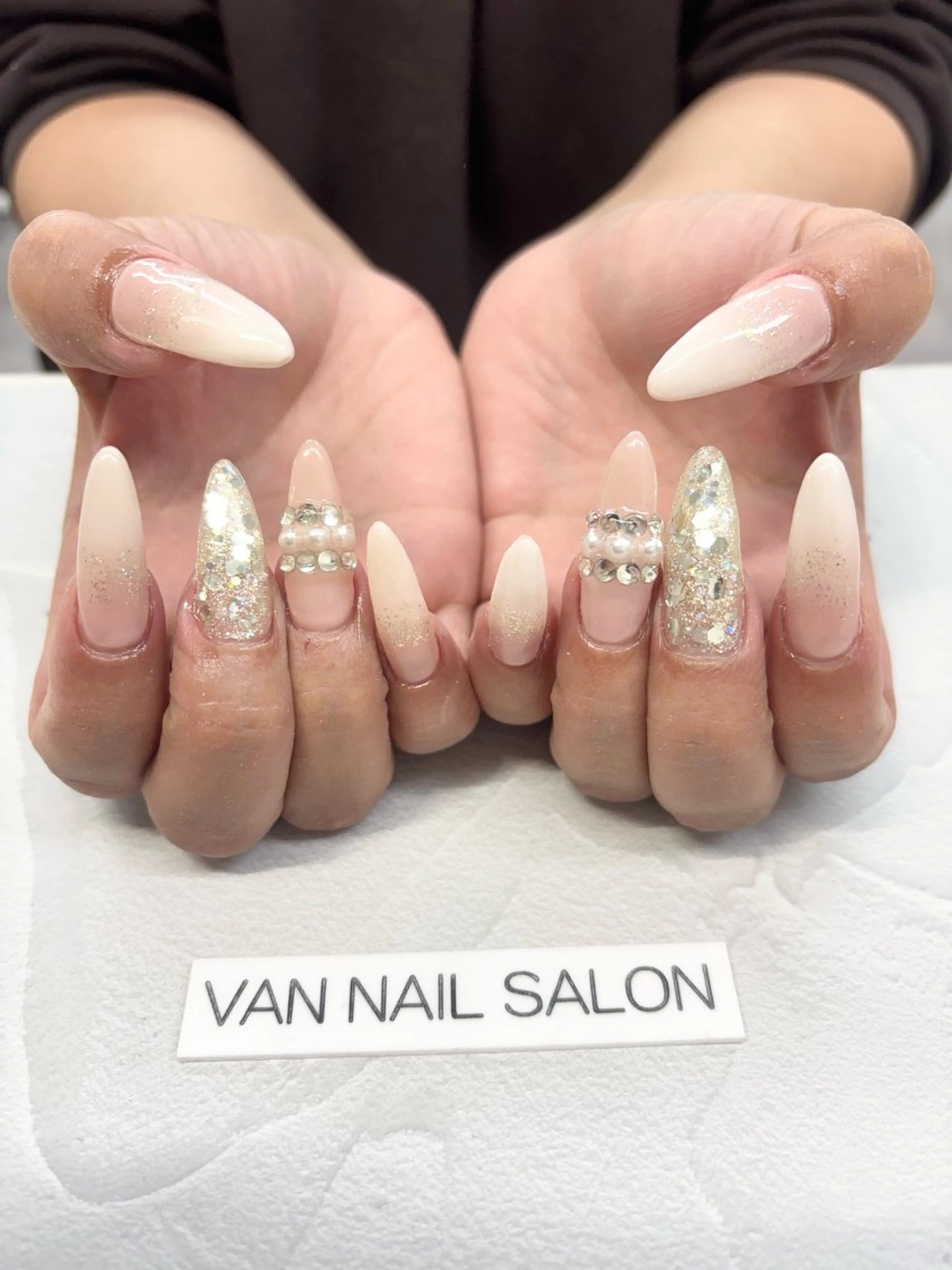 ネイル VANNAILSALON 本厚木店所属・VANNAIL 本厚木店のネイルデザイン