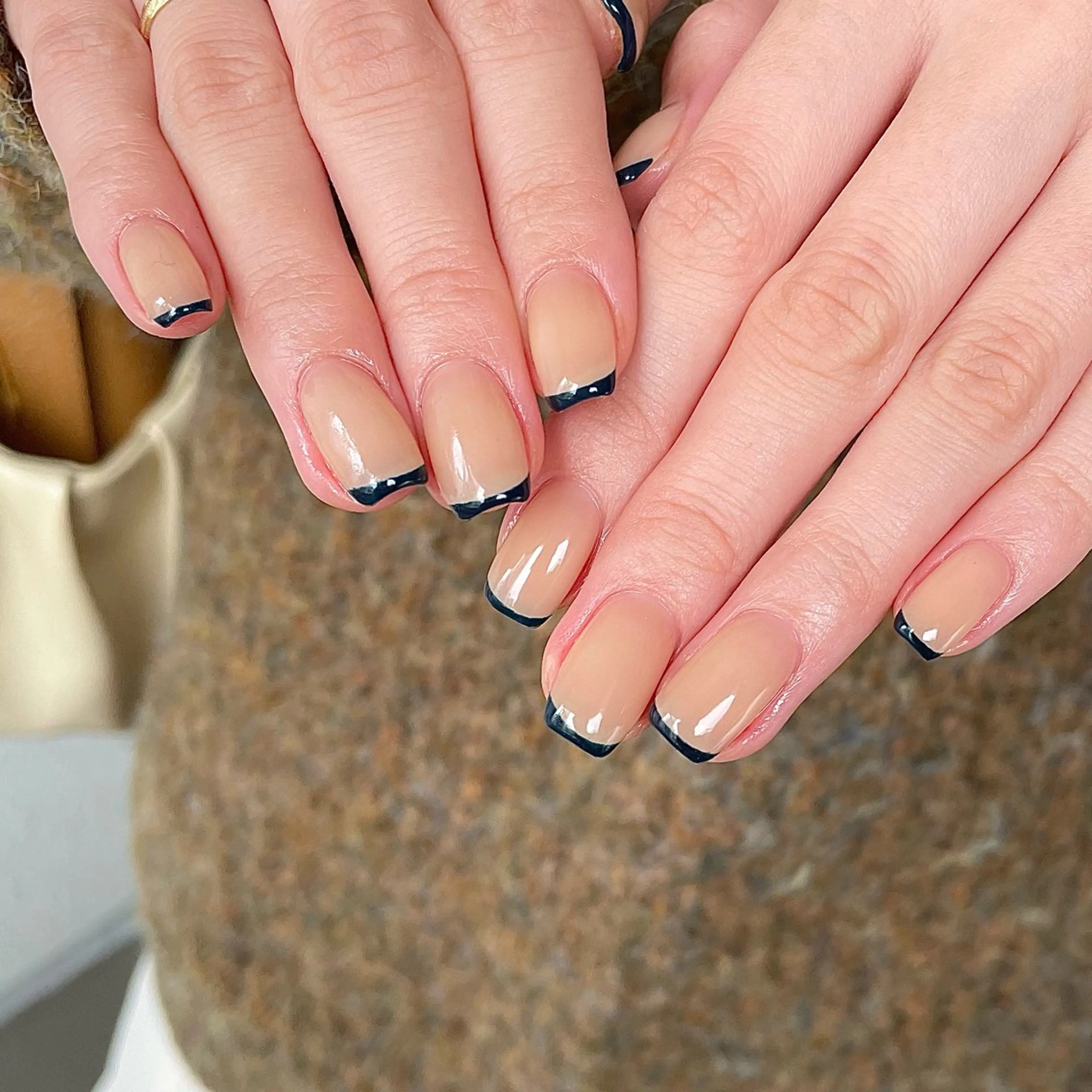 ネイル フレンチネイル ハンドネイル Nailsalon BLOOM🌷 山崎のネイルデザイン