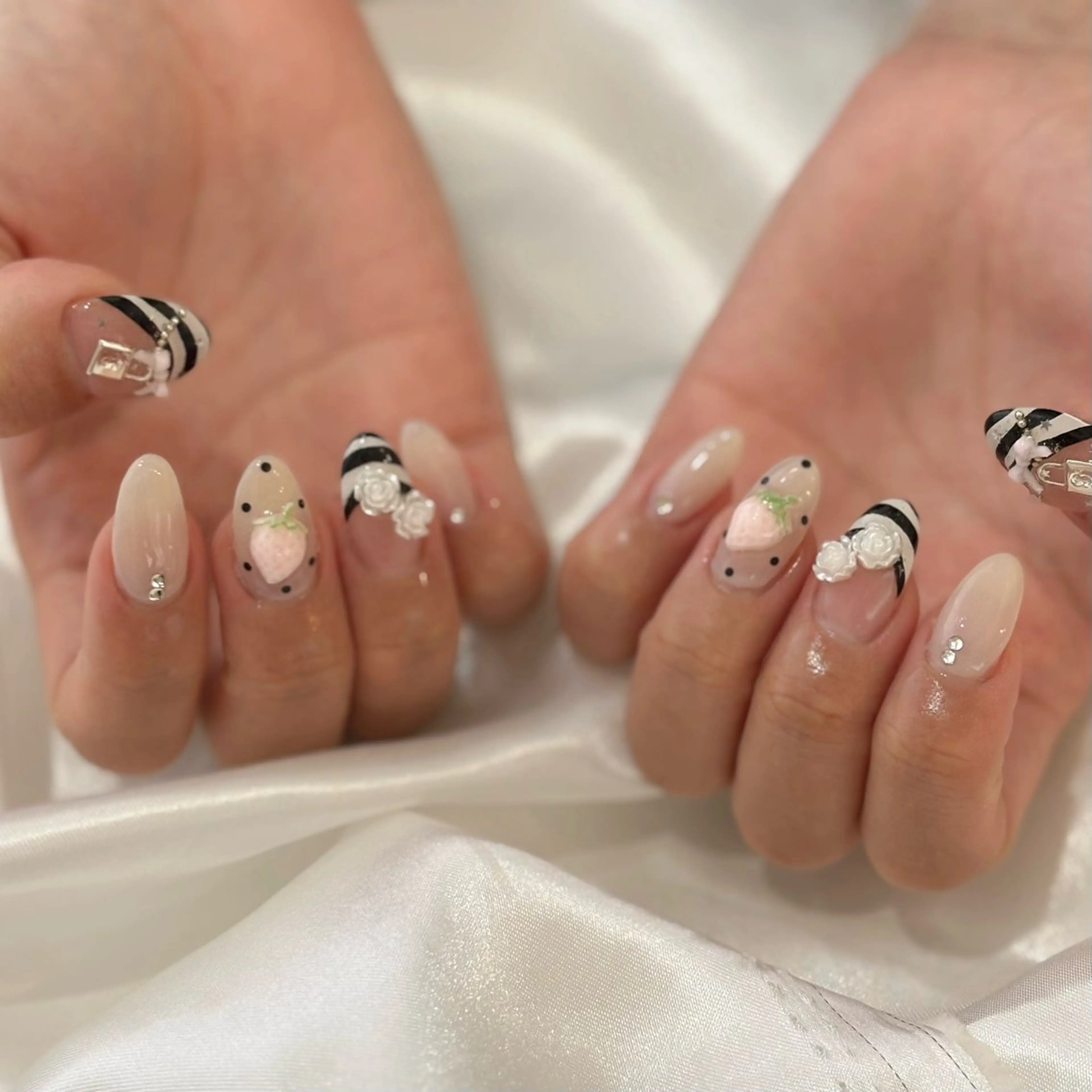 ネイル nail by R'eのネイルデザイン