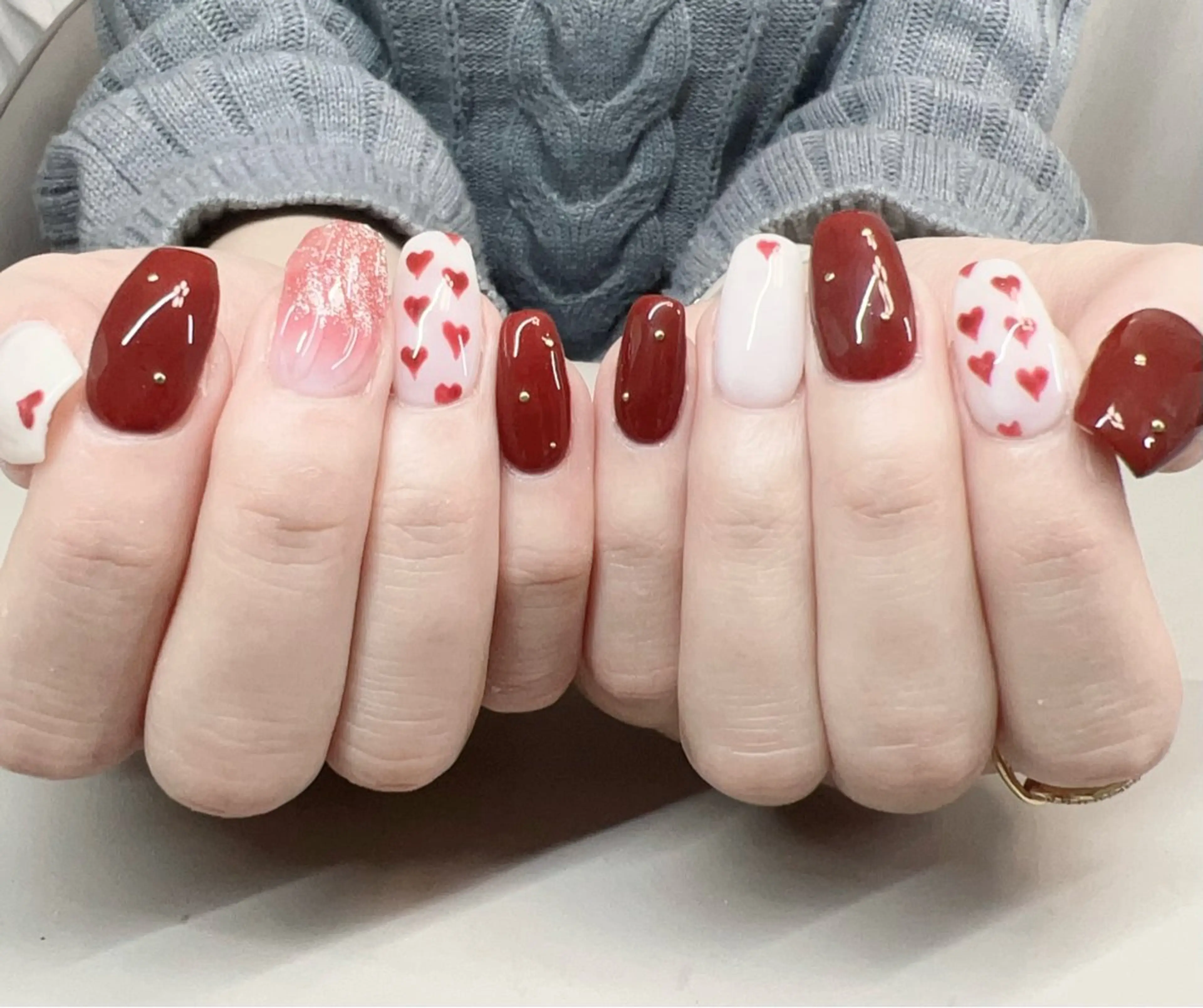 ネイル 成人式 フレンチネイル ジェルネイル グラデーション マグネットネイル ハンドネイル Rika  nail cocoのネイルデザイン
