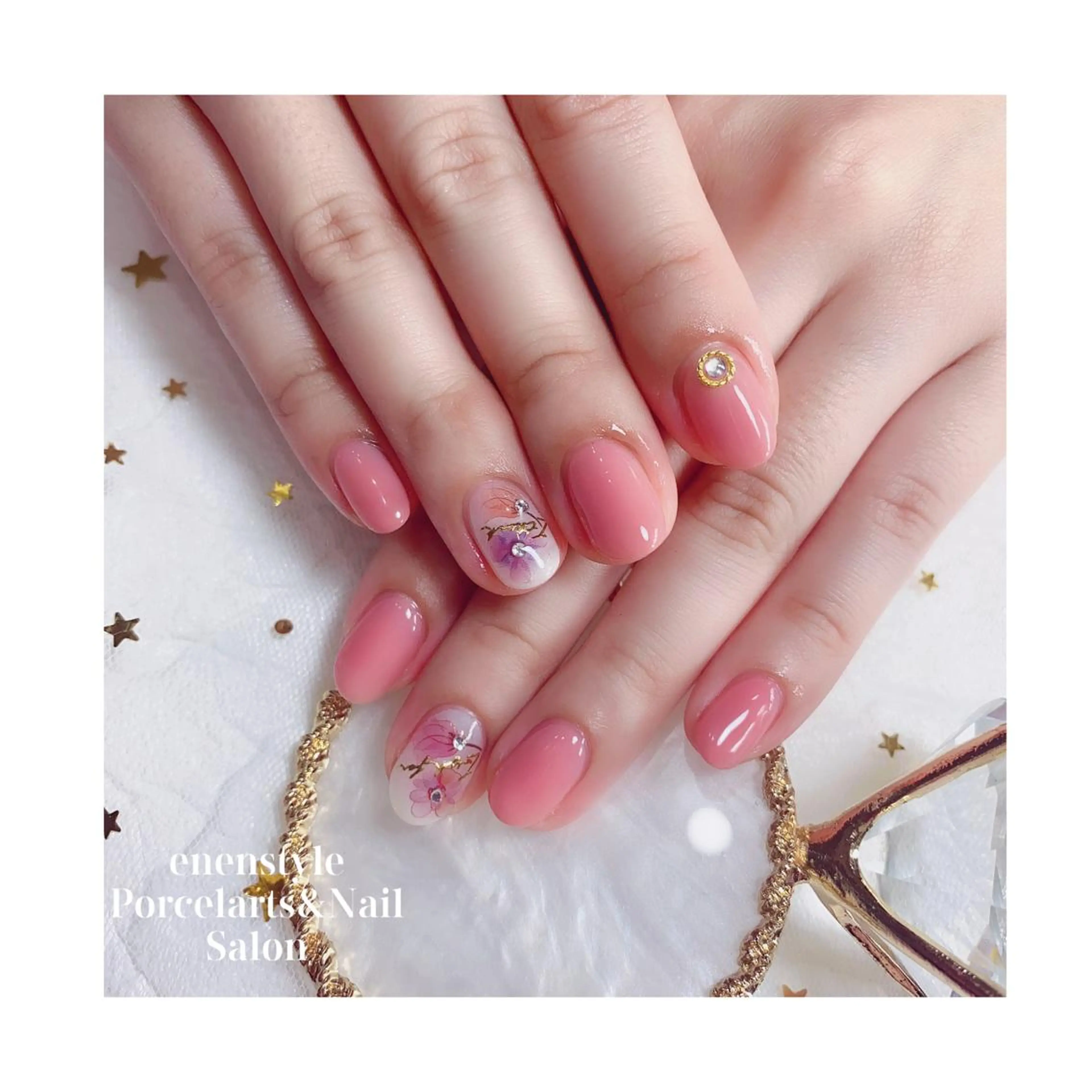 ショート ネイル ジェルネイル ニュアンスネイル オフィスネイル ワンカラーネイル パラジェル ハンドネイル 👑enen style👑のネイルデザイン